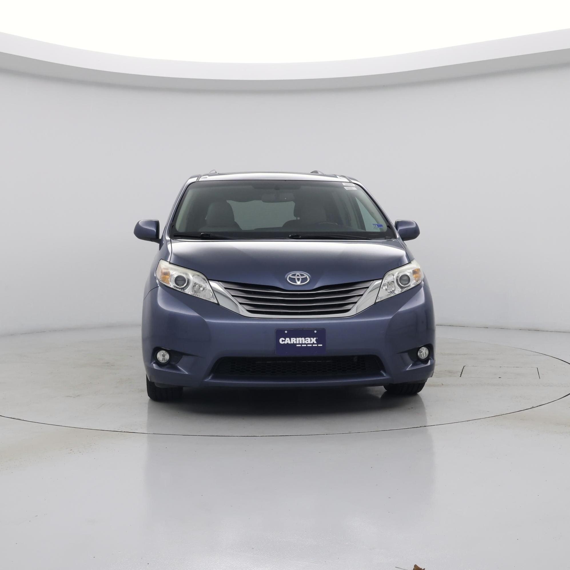 Thumbnail: 2015 Toyota Sienna - 5