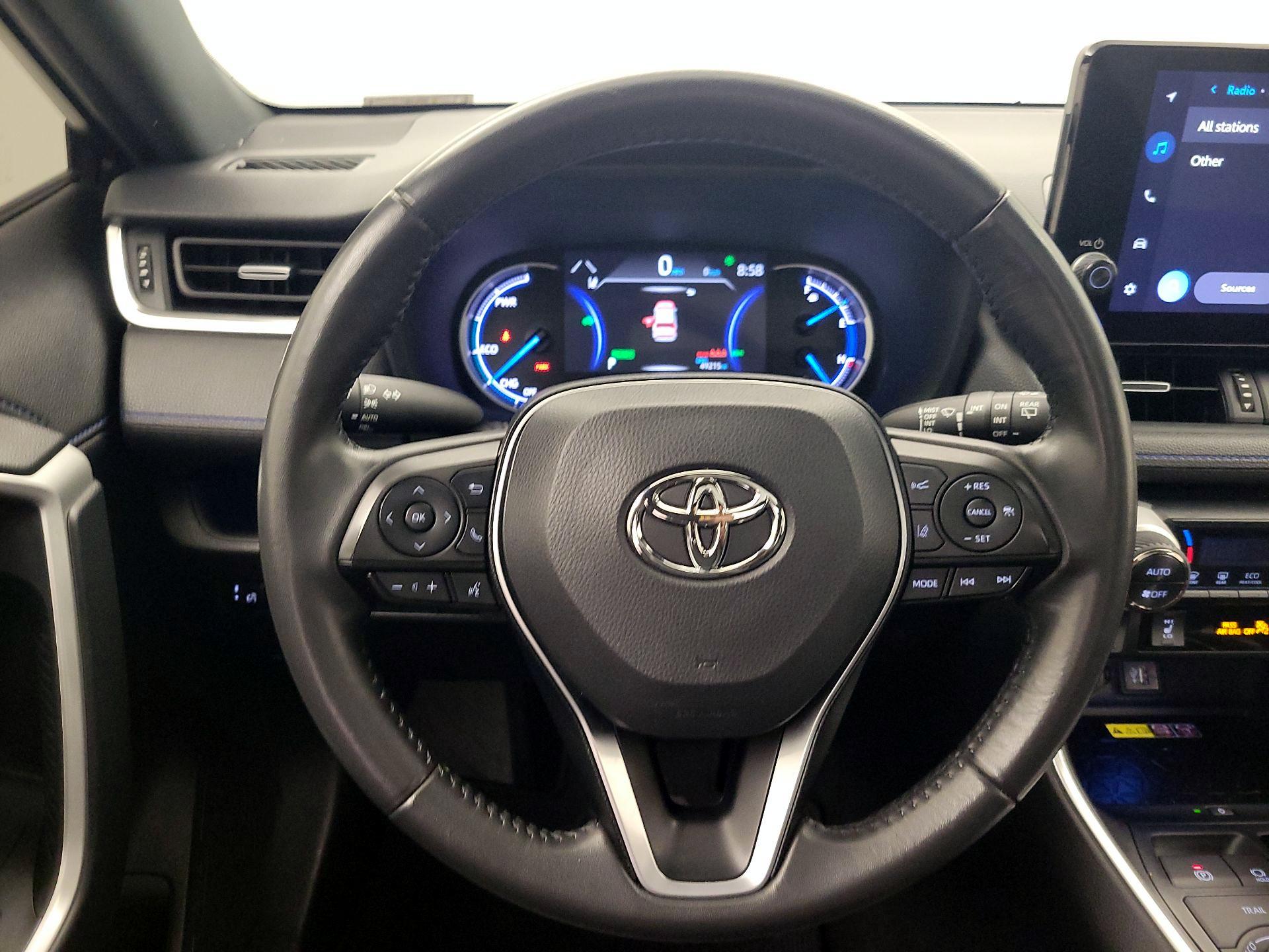 Thumbnail: 2023 Toyota RAV4 - 10