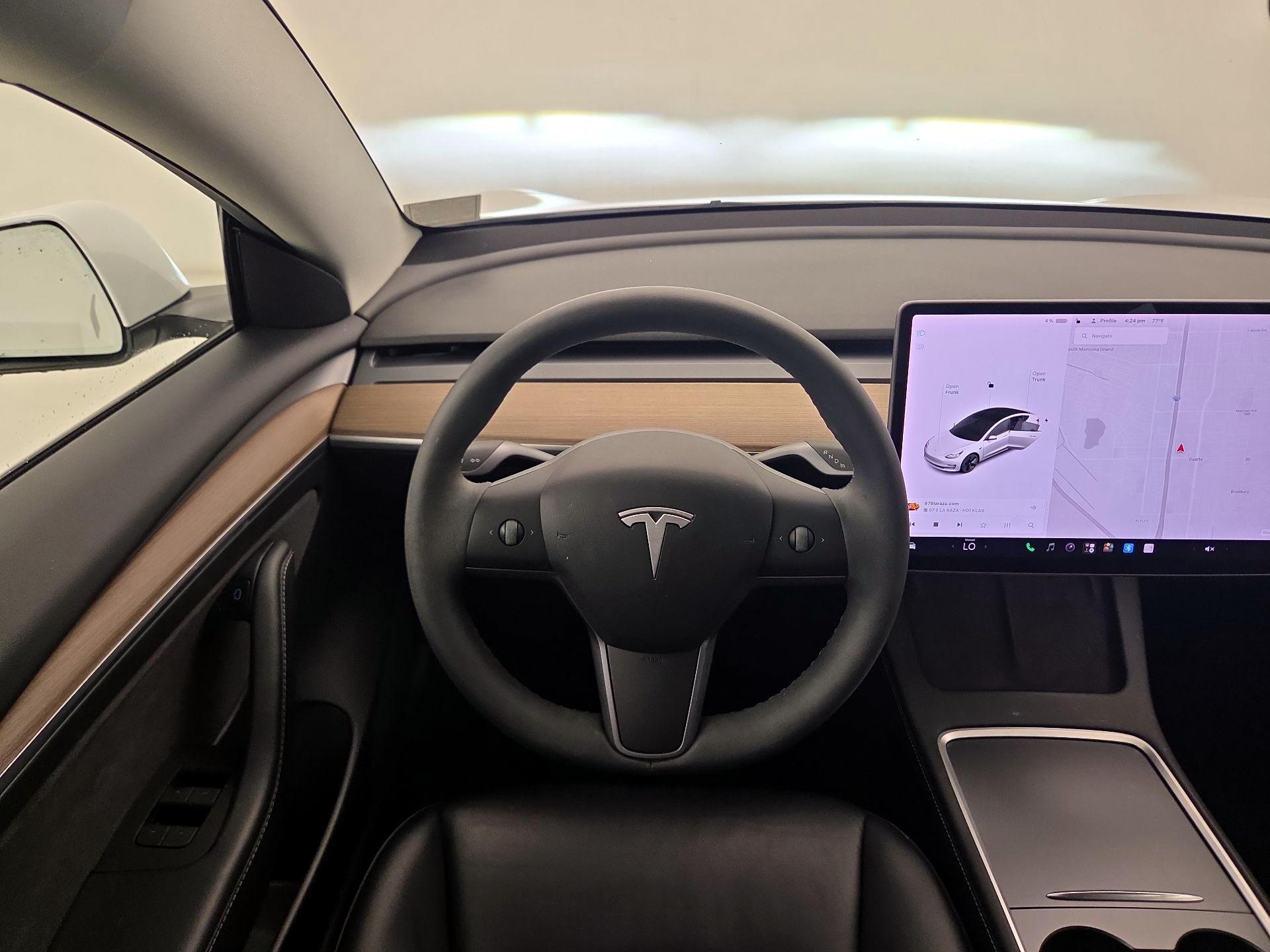 Thumbnail: 2021 Tesla Model 3 - 10