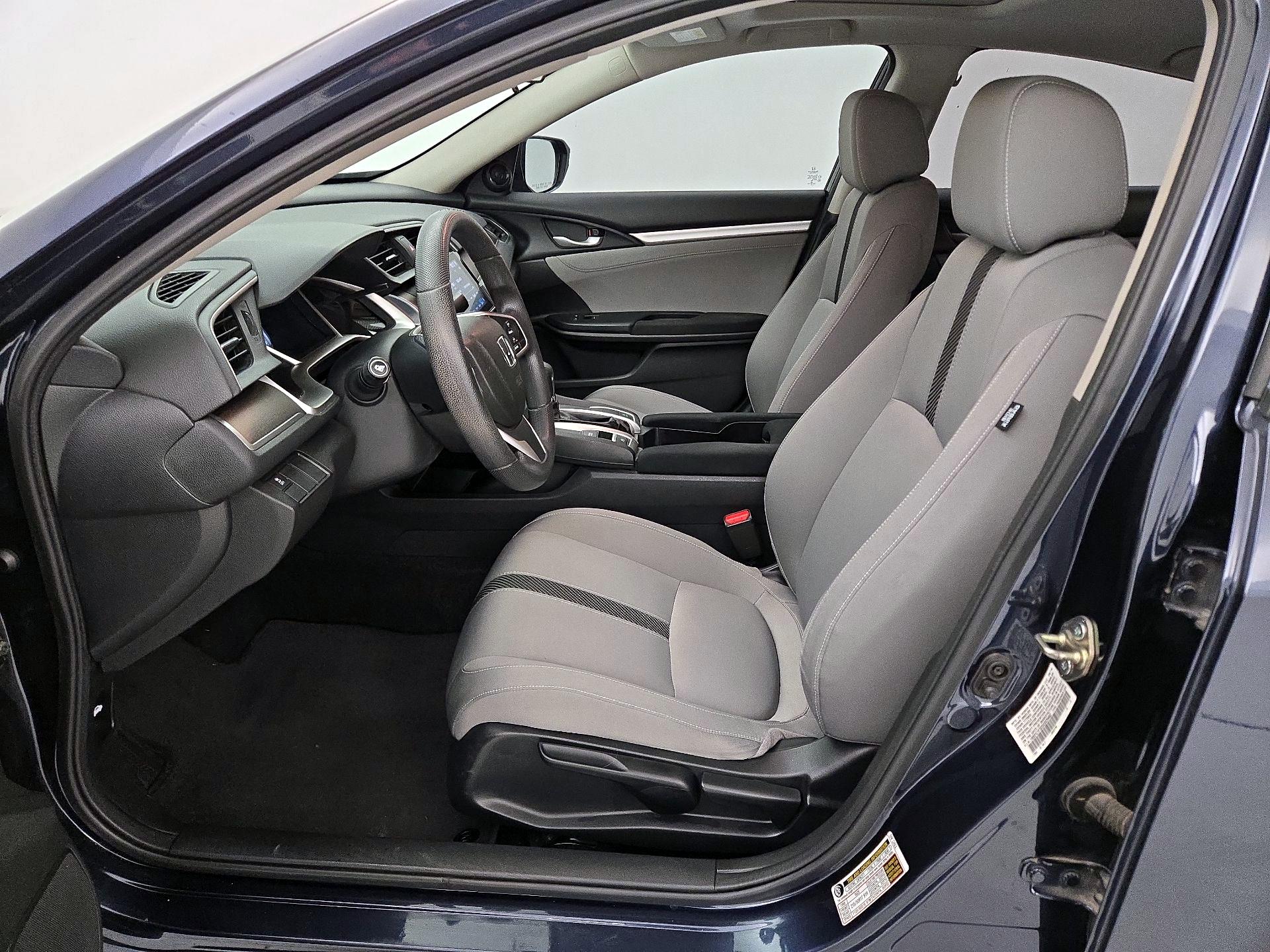 Thumbnail: 2016 Honda Civic - 11