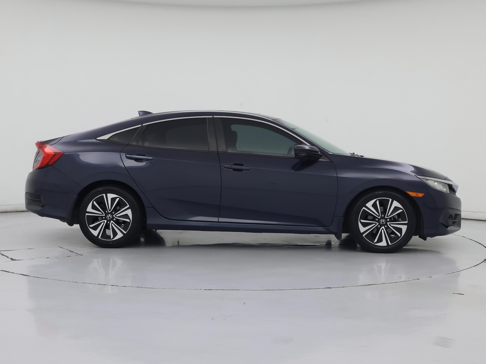 2016 Honda Civic EX-T - Photo 8