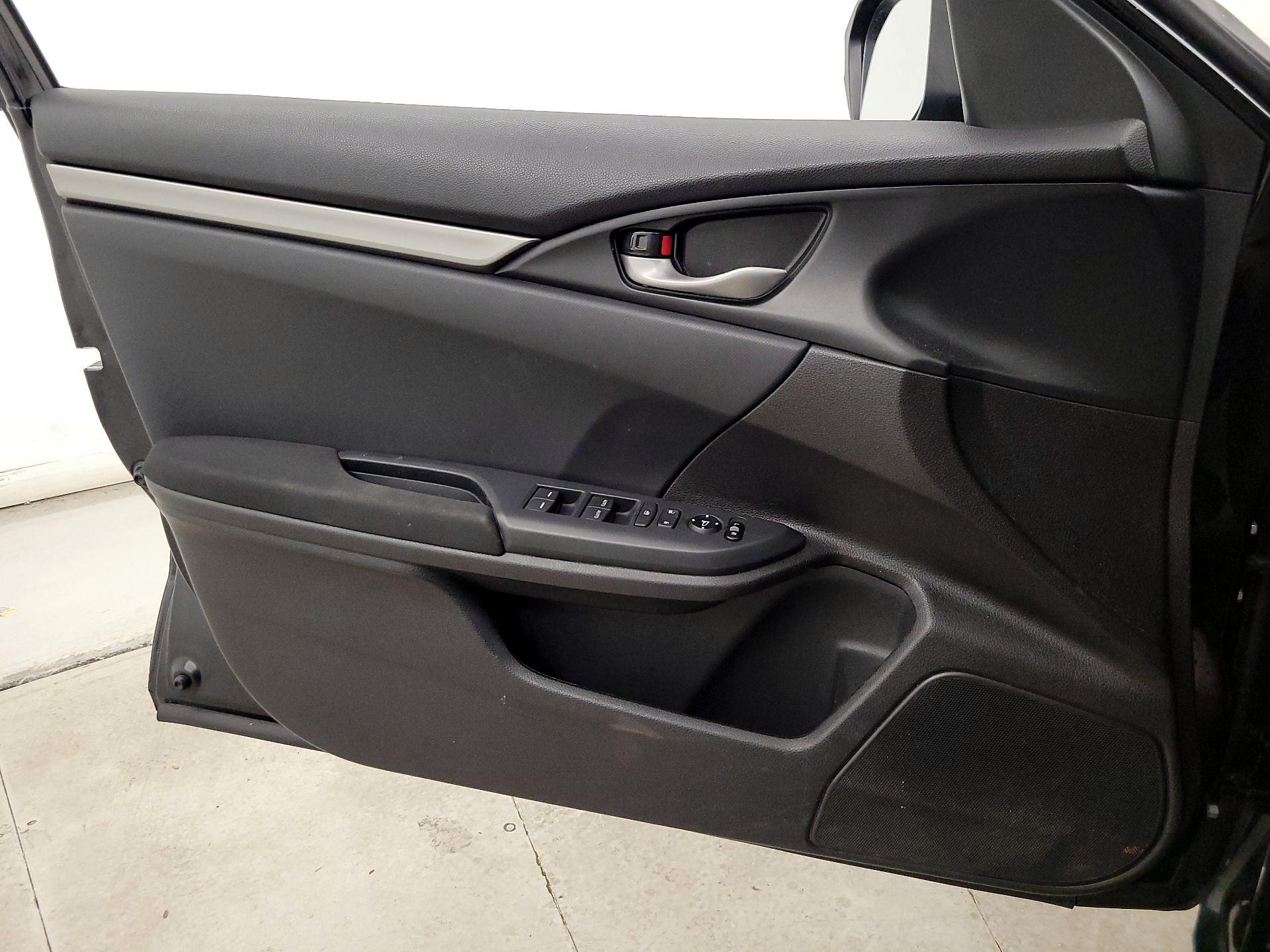 Thumbnail: 2020 Honda Civic - 12
