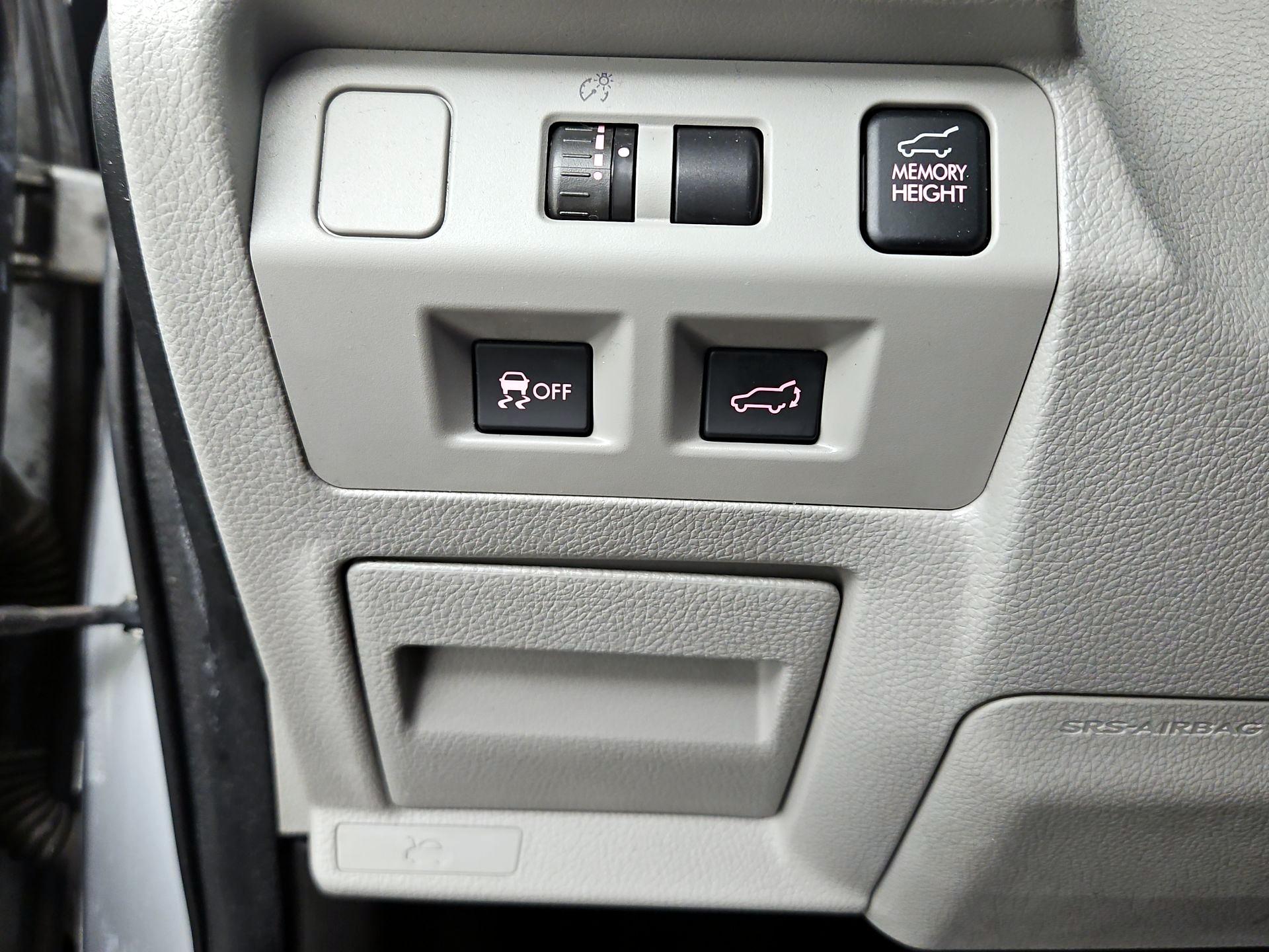 Thumbnail: 2014 Subaru Forester - 13