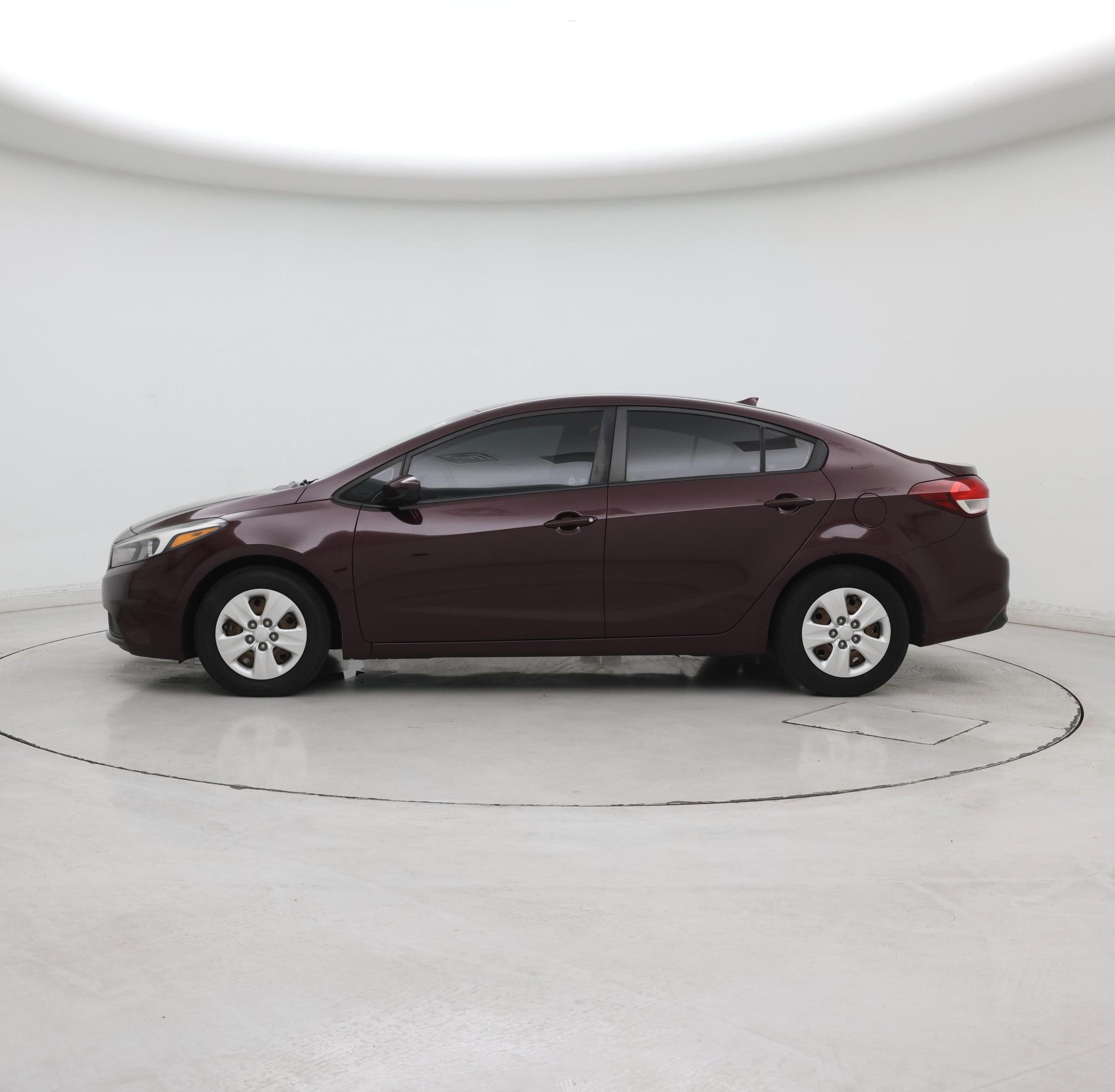 Thumbnail: 2018 Kia Forte - 3