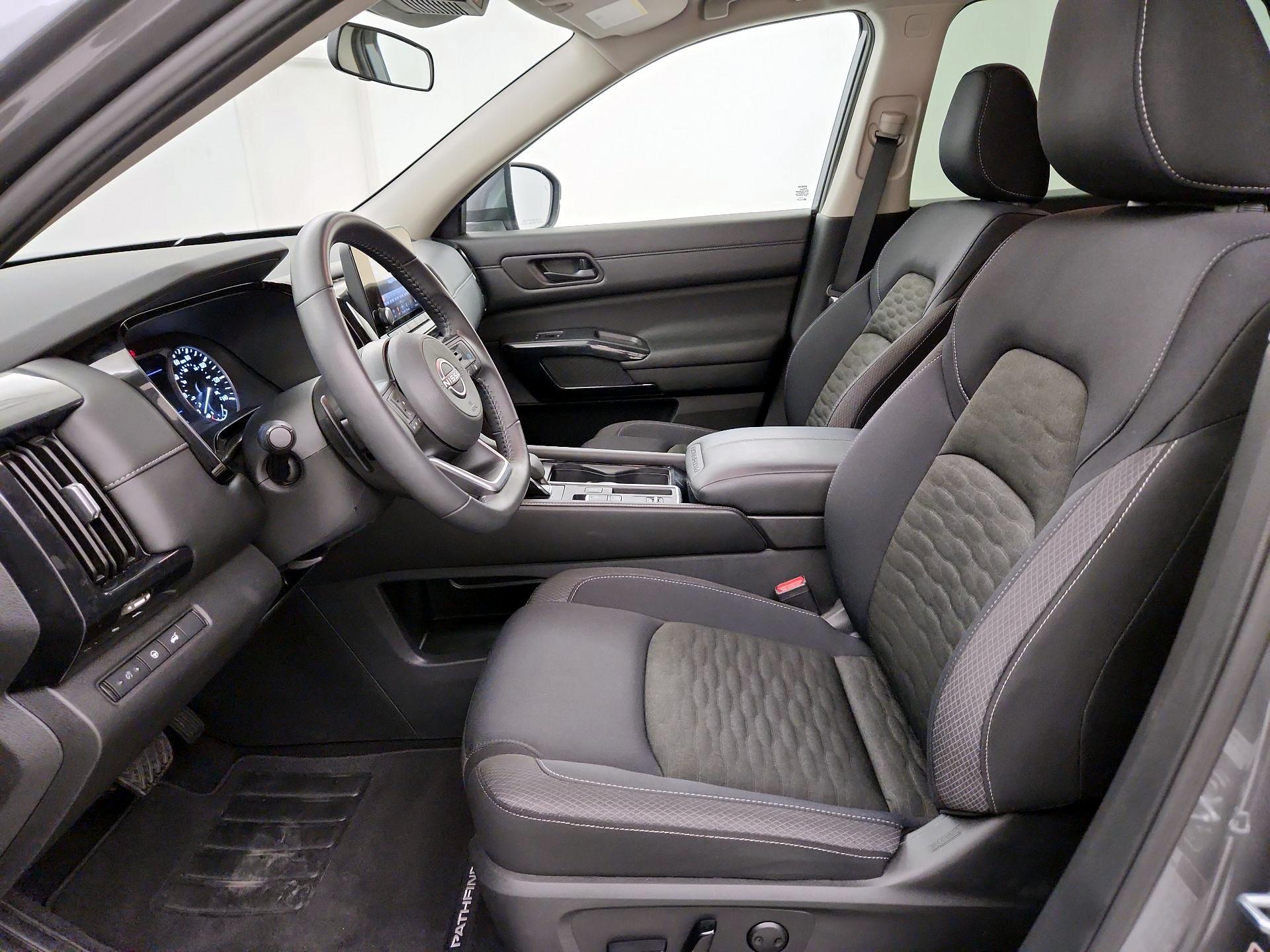 Thumbnail: 2025 Nissan Pathfinder - 11