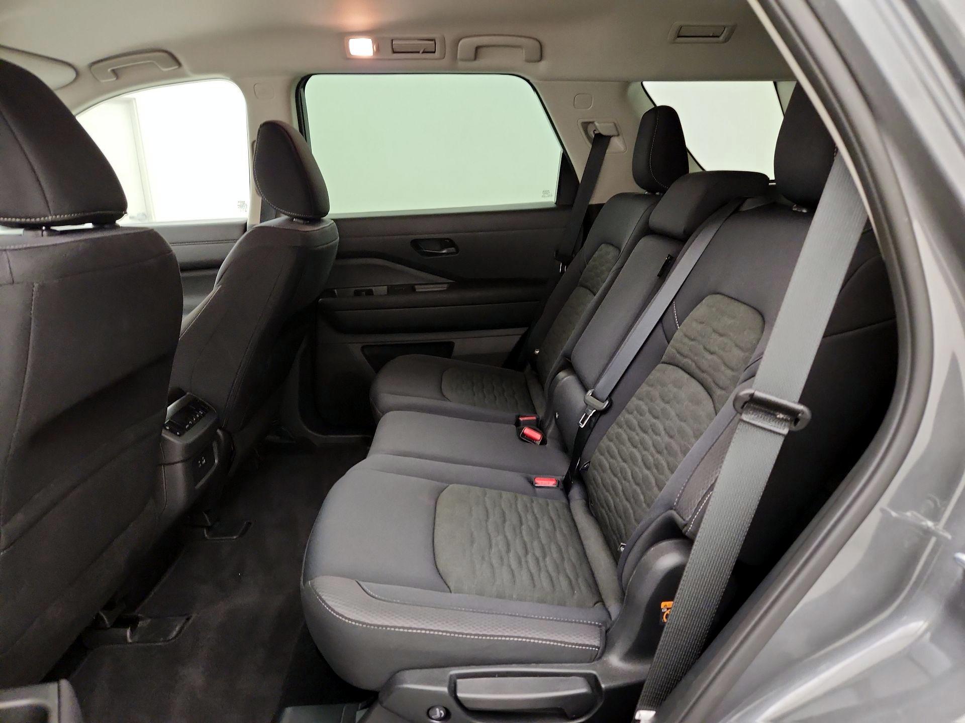 Thumbnail: 2025 Nissan Pathfinder - 19