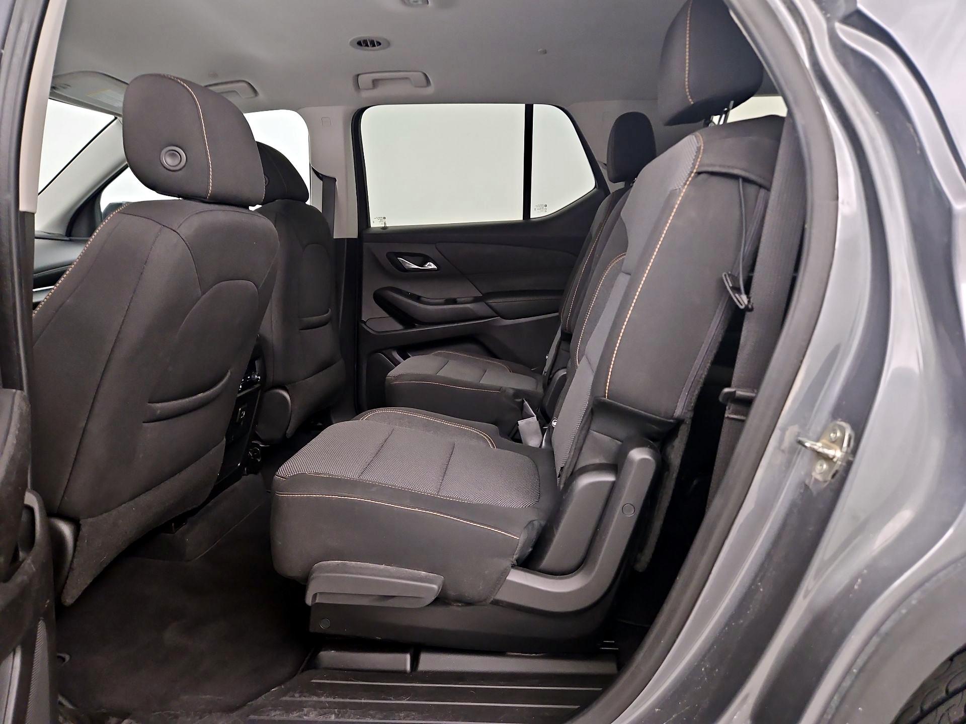 Thumbnail: 2021 Chevrolet Traverse - 19