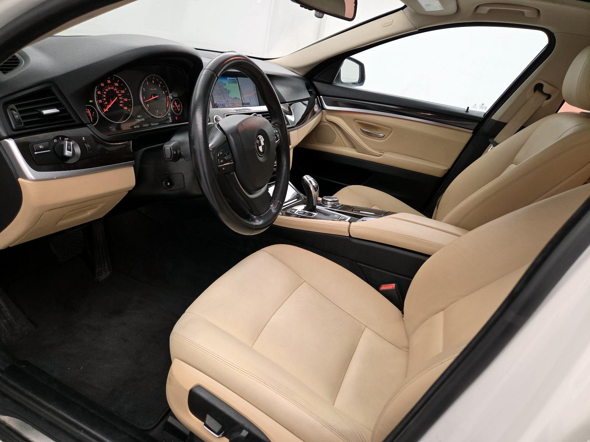 Thumbnail: 2016 BMW 5 Series - 11