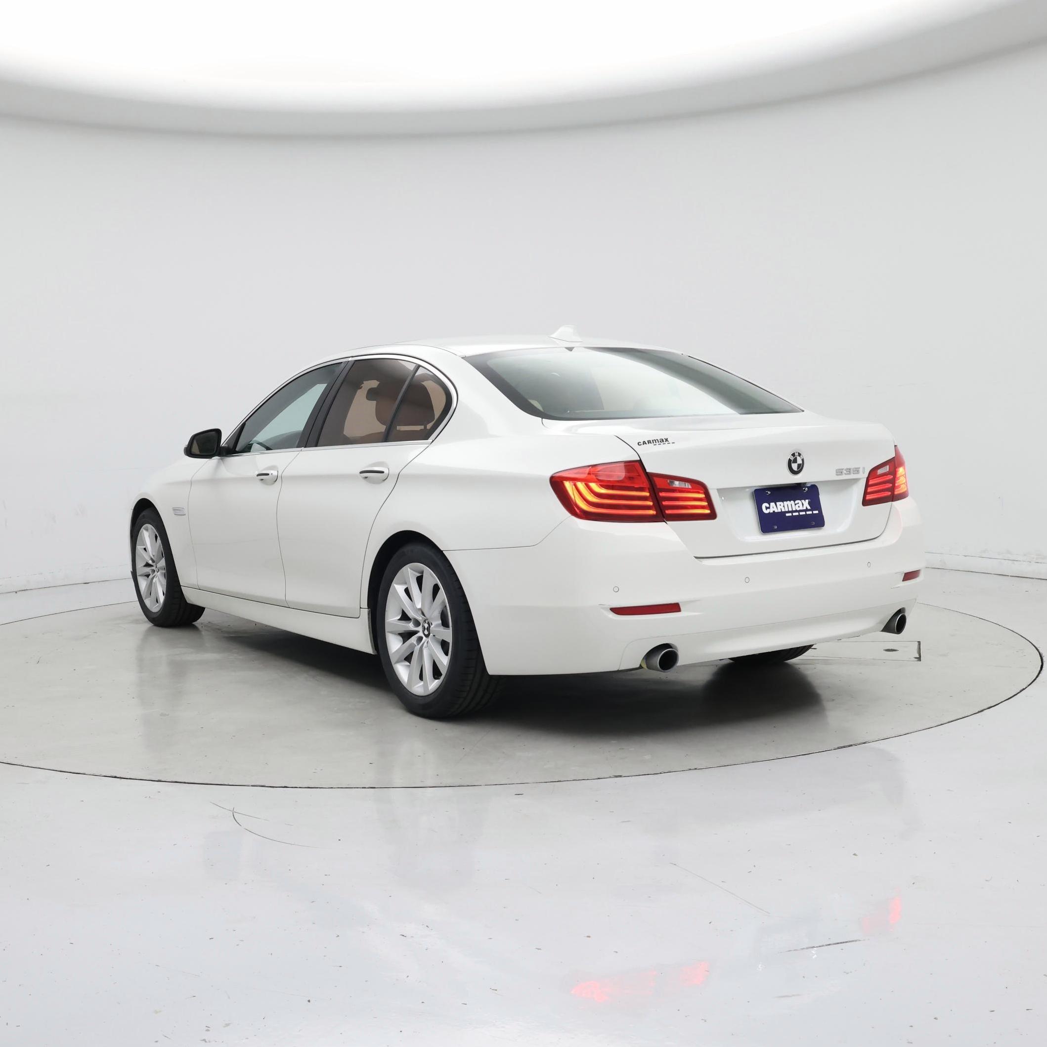 Thumbnail: 2016 BMW 5 Series - 2
