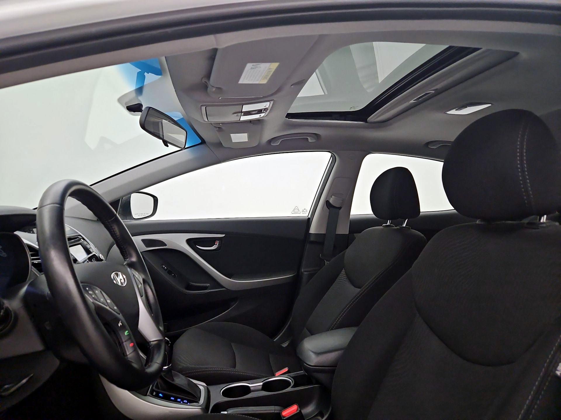 Thumbnail: 2016 Hyundai Elantra - 18