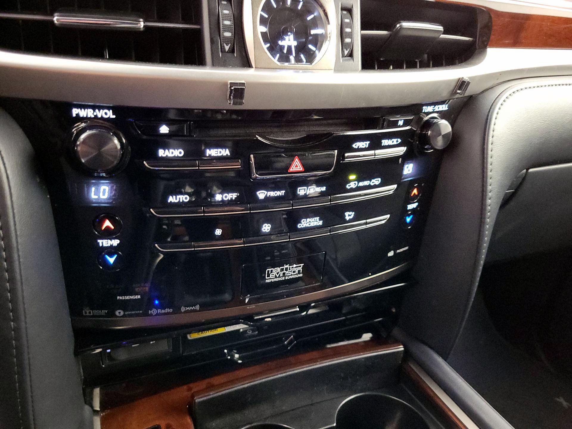 Thumbnail: 2019 Lexus LX - 17