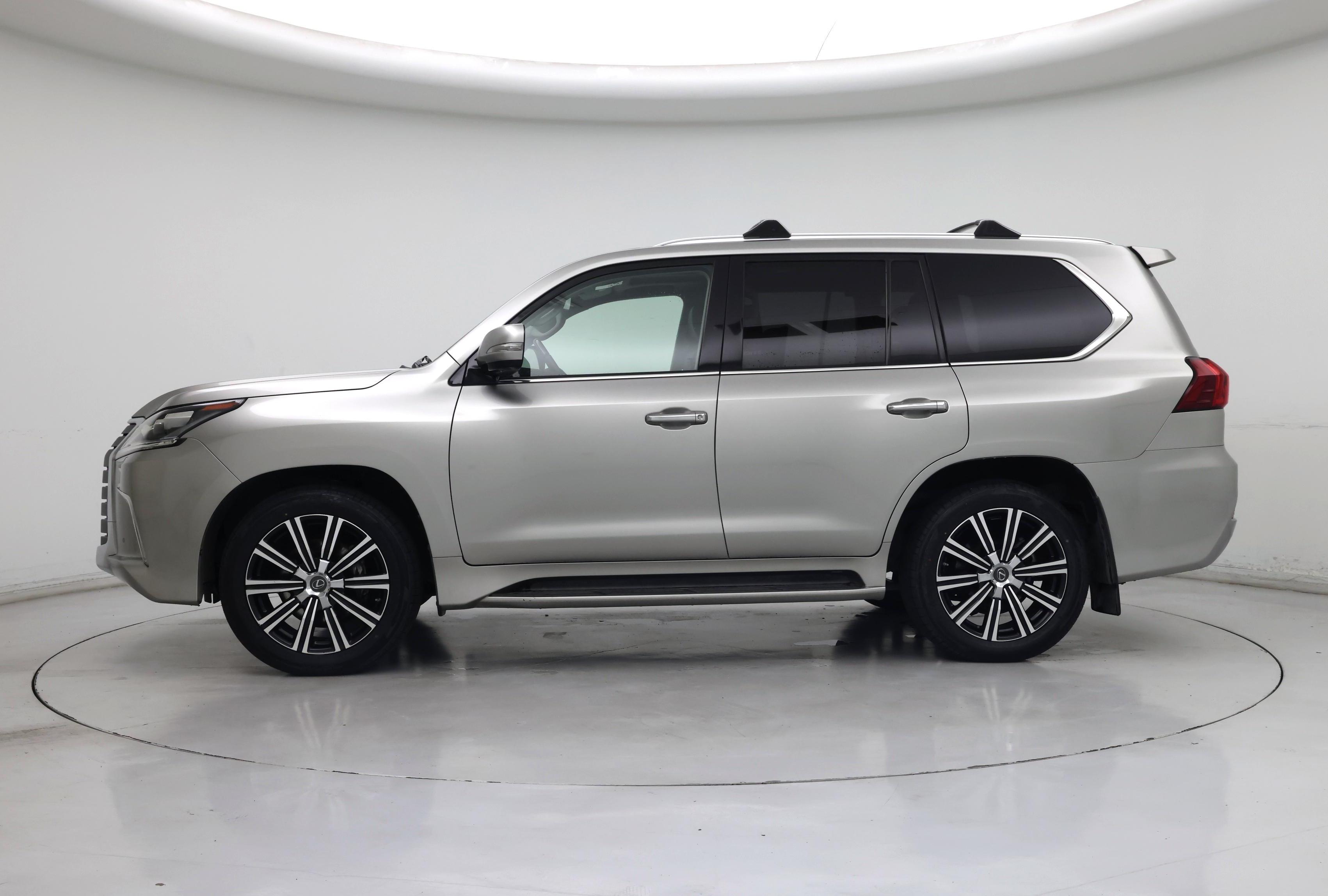 Thumbnail: 2019 Lexus LX - 3
