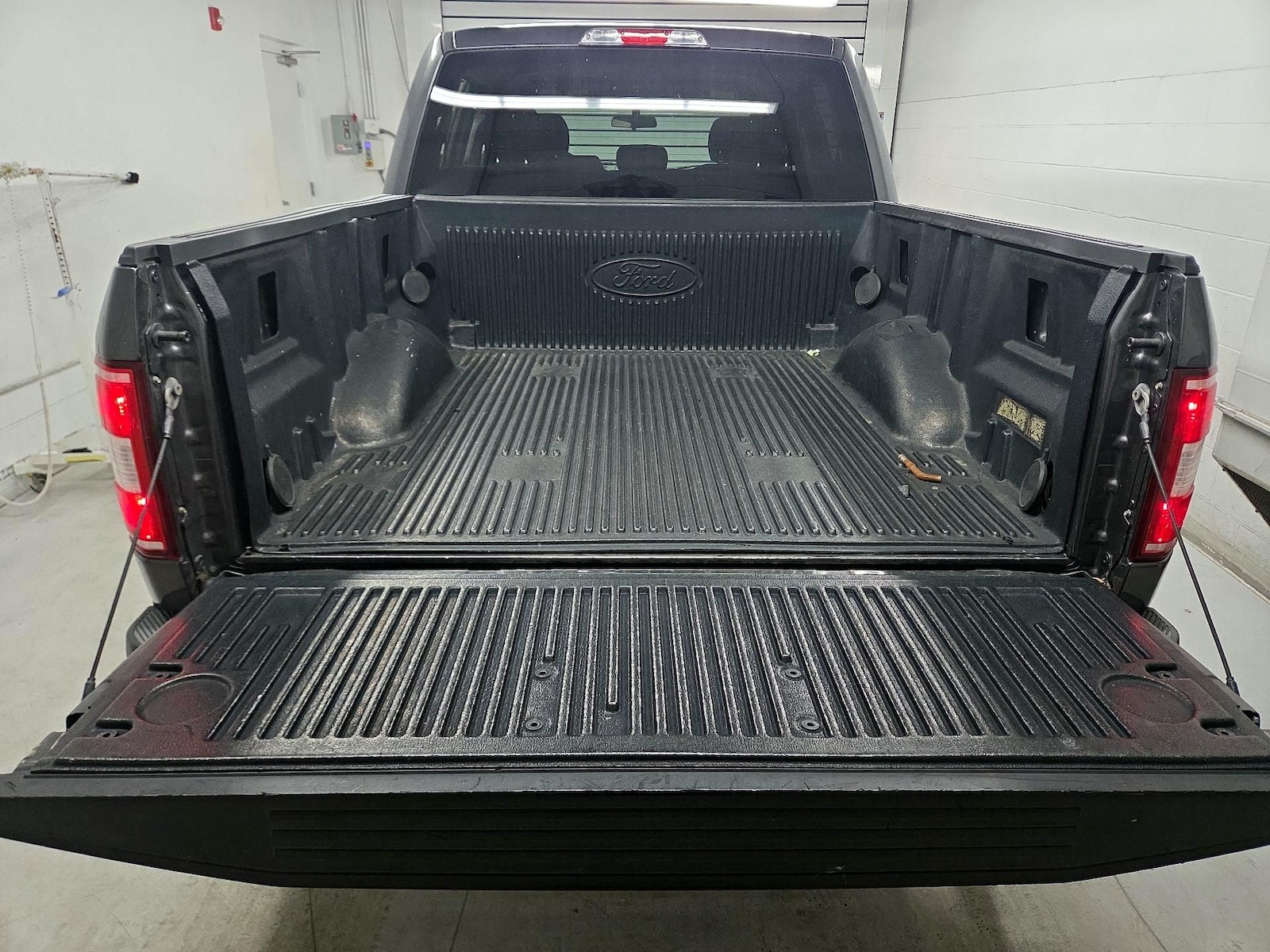 2020 Ford F-150 XL - Photo 18
