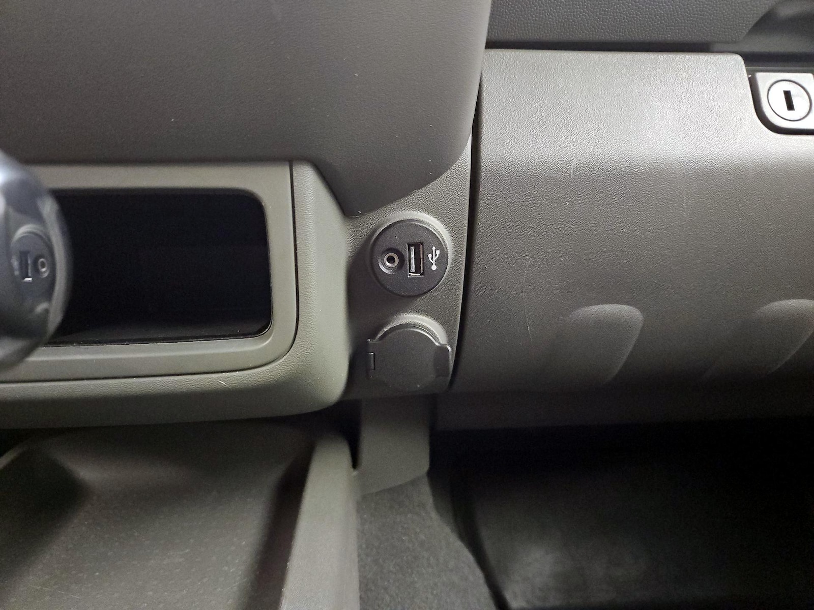 2019 Nissan Frontier SV - Photo 19