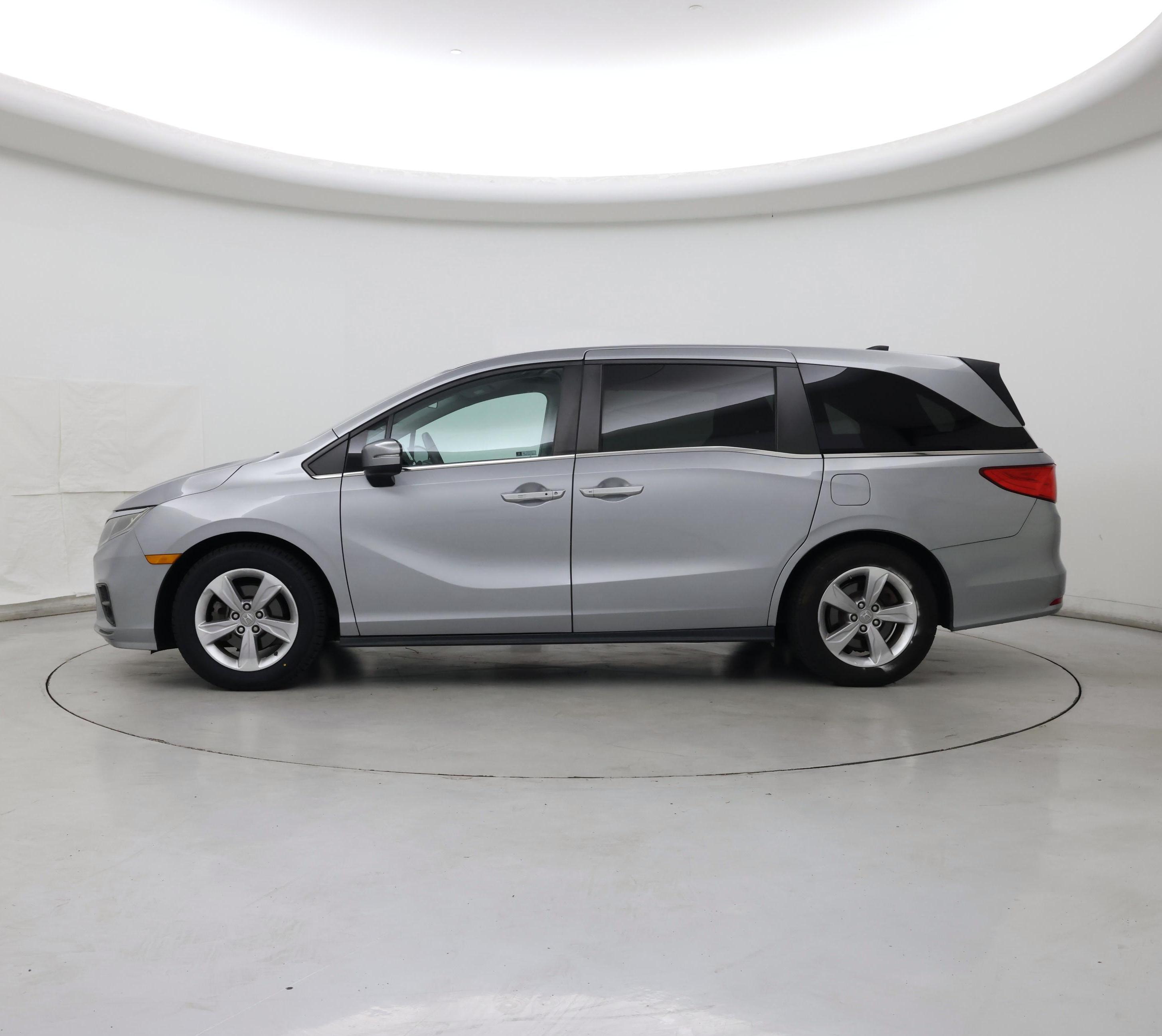 Thumbnail: 2020 Honda Odyssey - 3