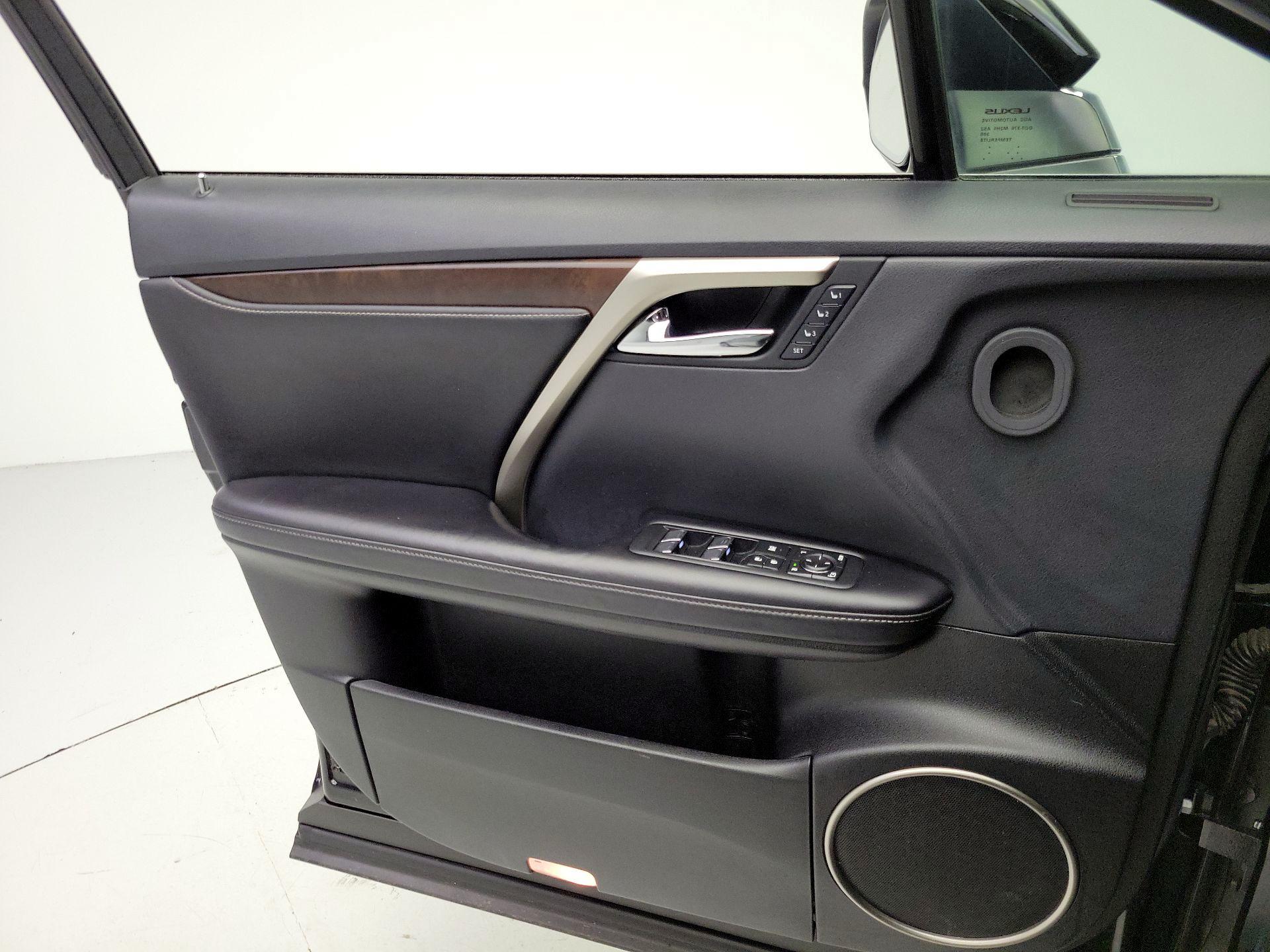 Thumbnail: 2020 Lexus RX - 12