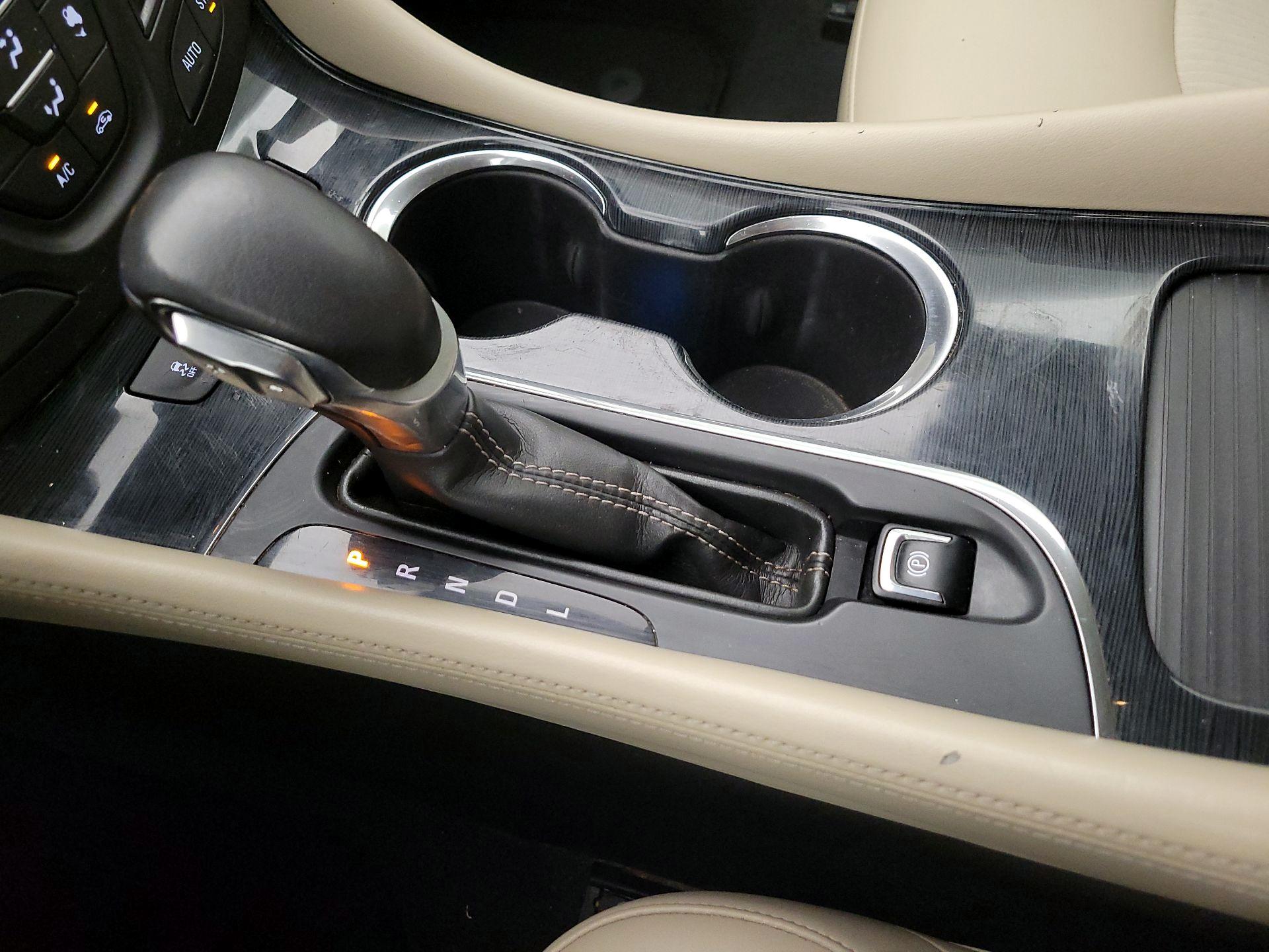 Thumbnail: 2017 Buick Envision - 17