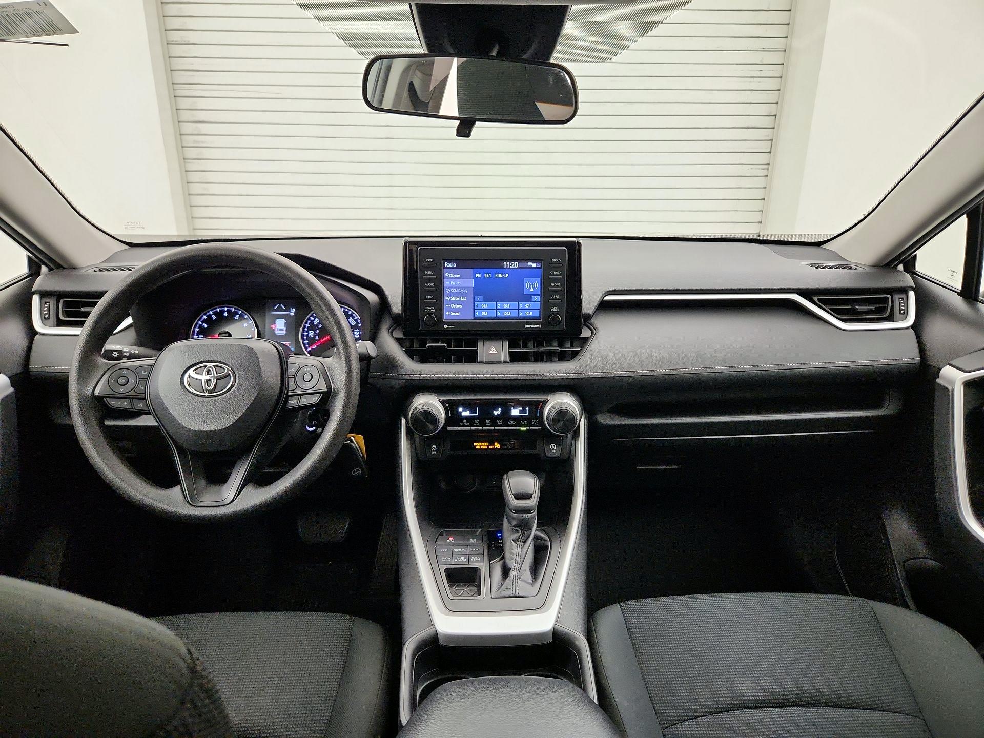 Thumbnail: 2021 Toyota RAV4 - 9