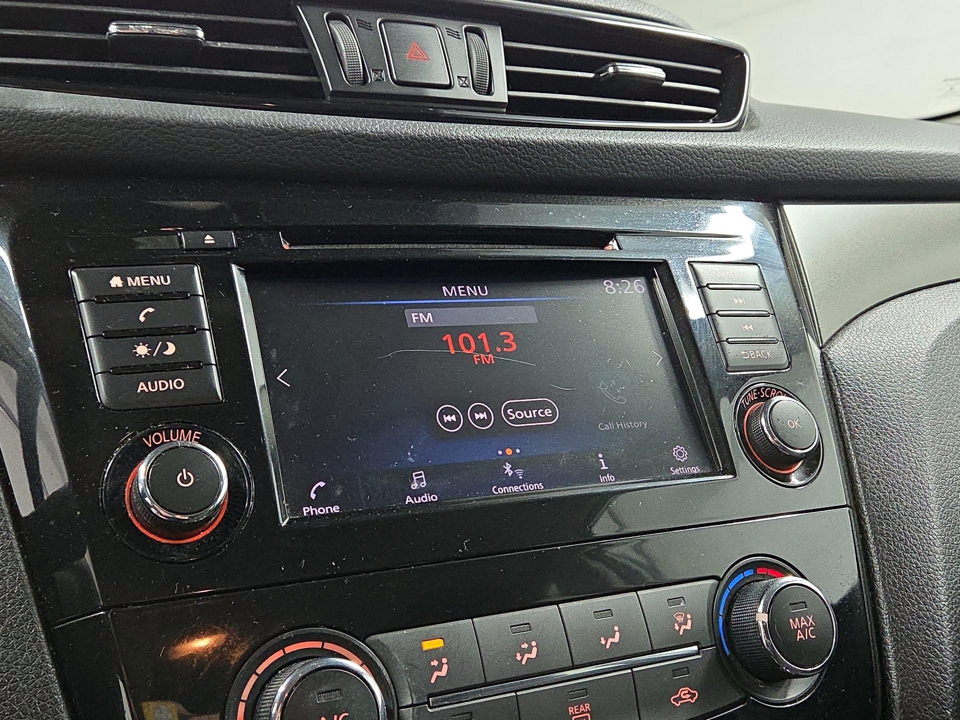 Thumbnail: 2019 Nissan Rogue Sport - 13