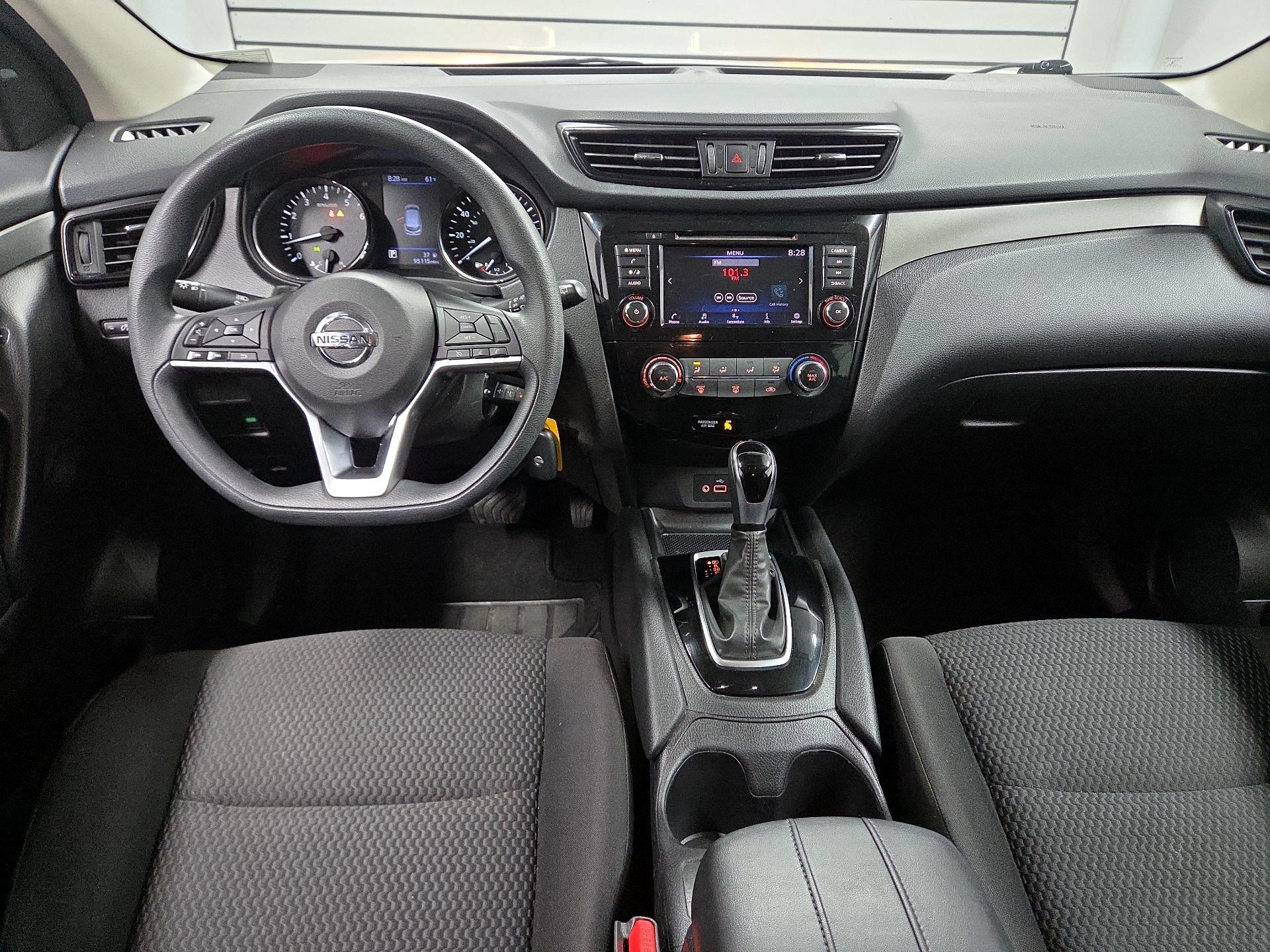 Thumbnail: 2019 Nissan Rogue Sport - 8