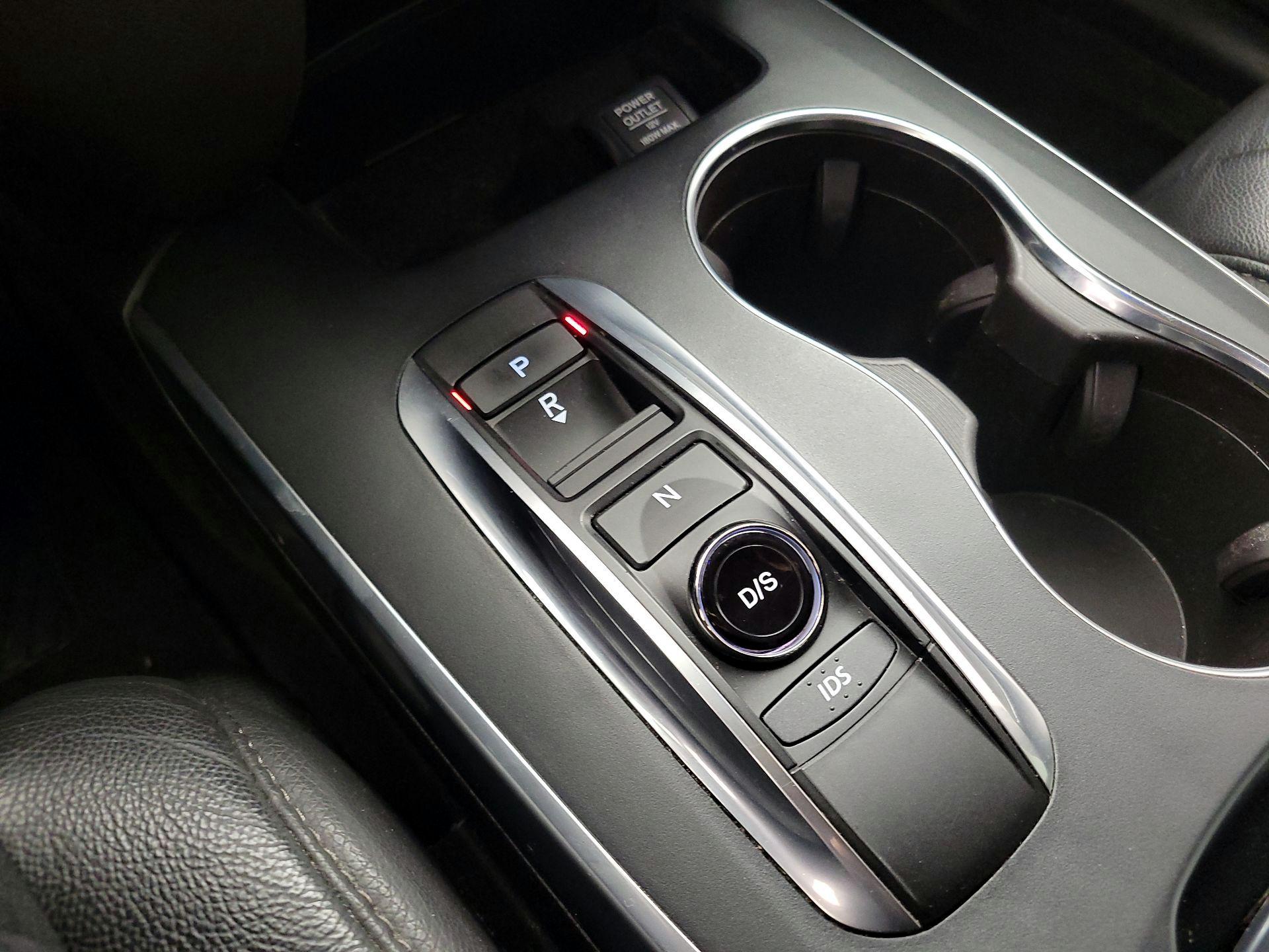 Thumbnail: 2016 Acura MDX - 17
