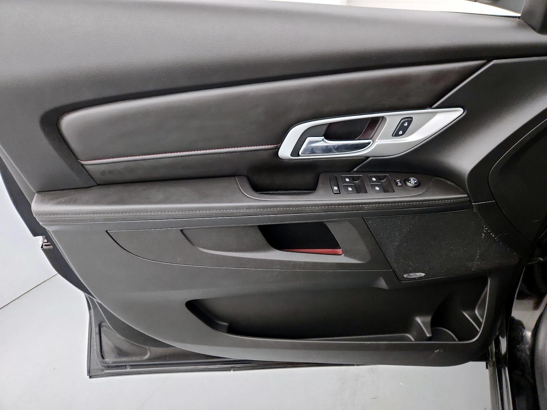 Thumbnail: 2016 GMC Terrain - 12