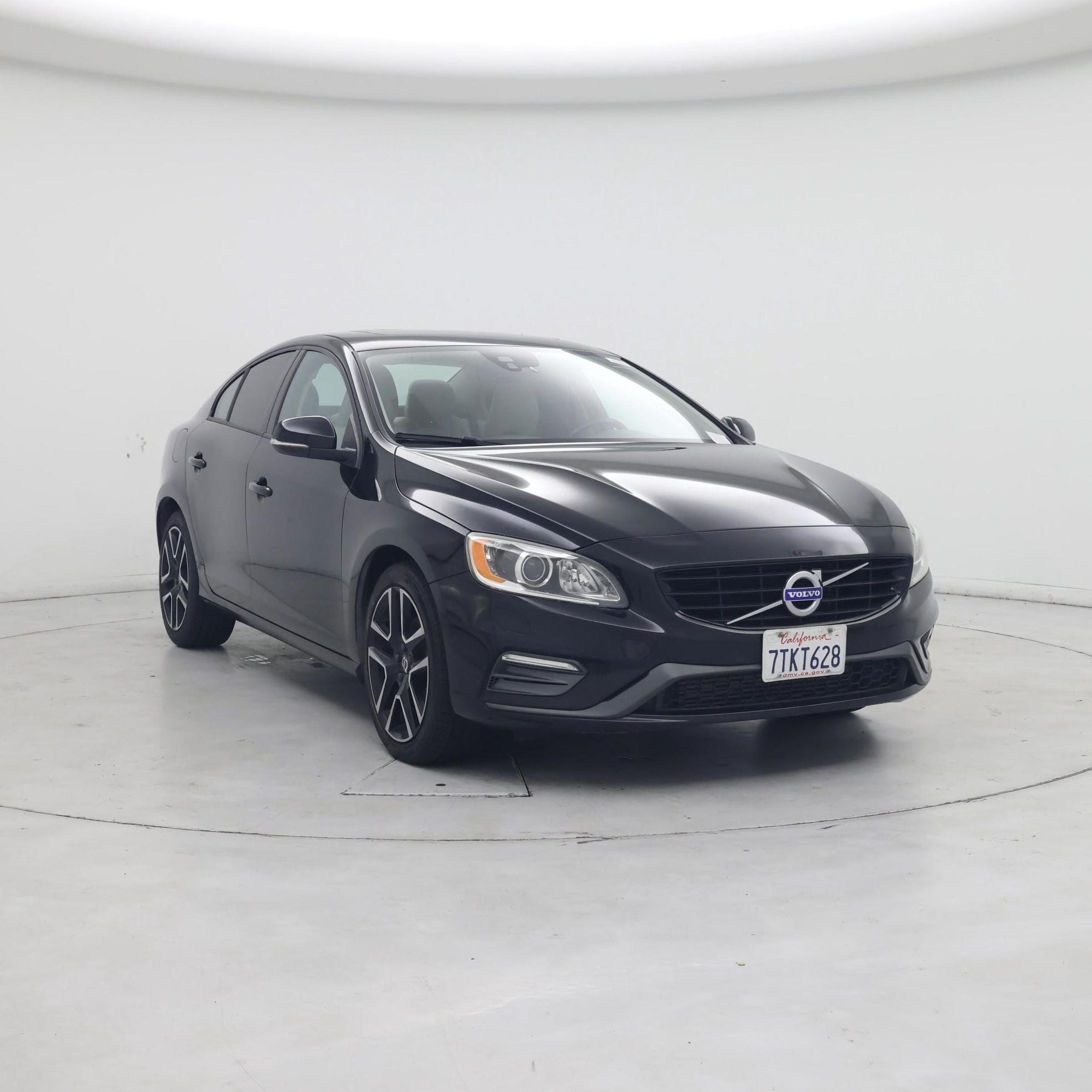  2017 Volvo S60 T5 Dynamic   