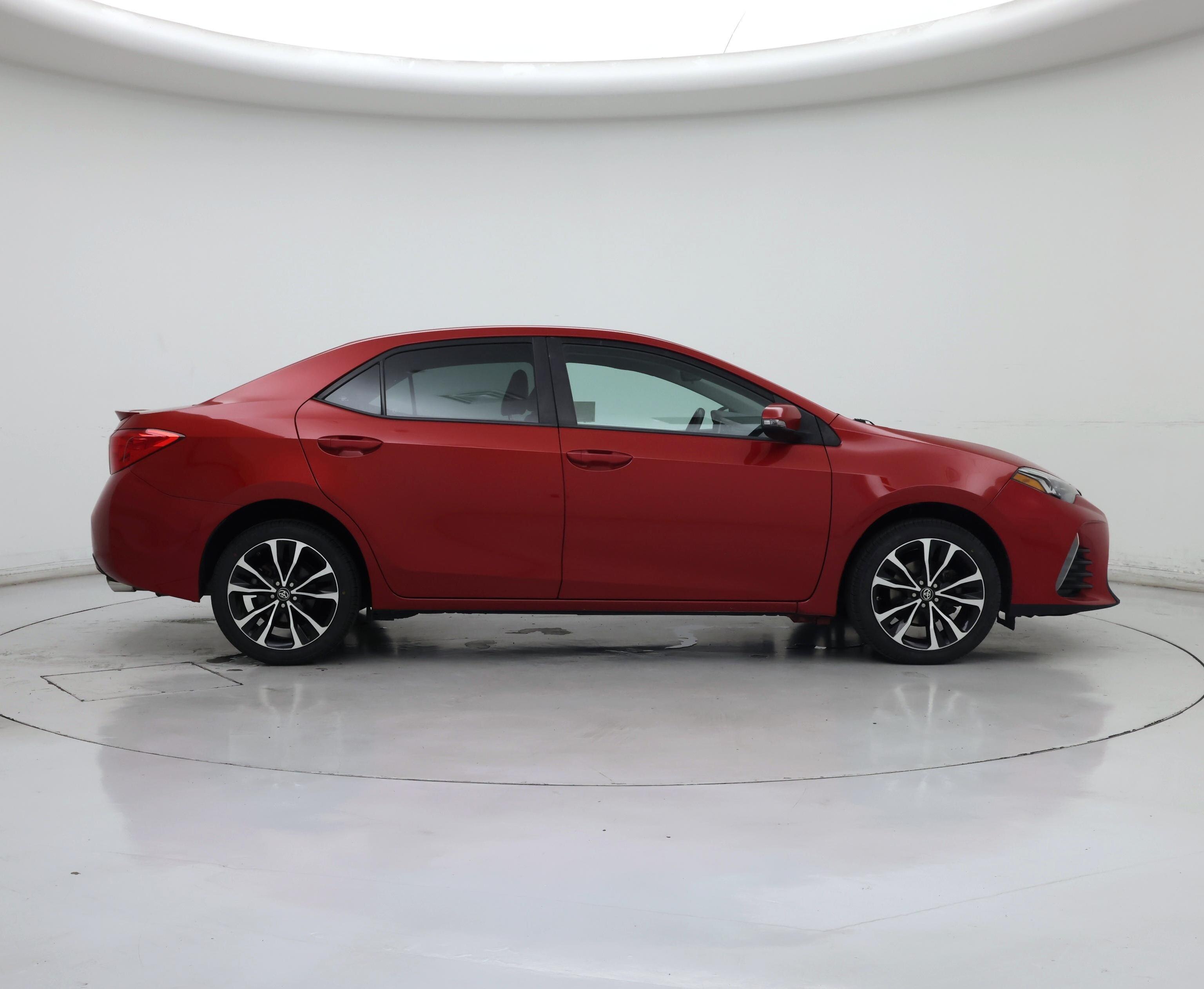Thumbnail: 2018 Toyota Corolla - 7