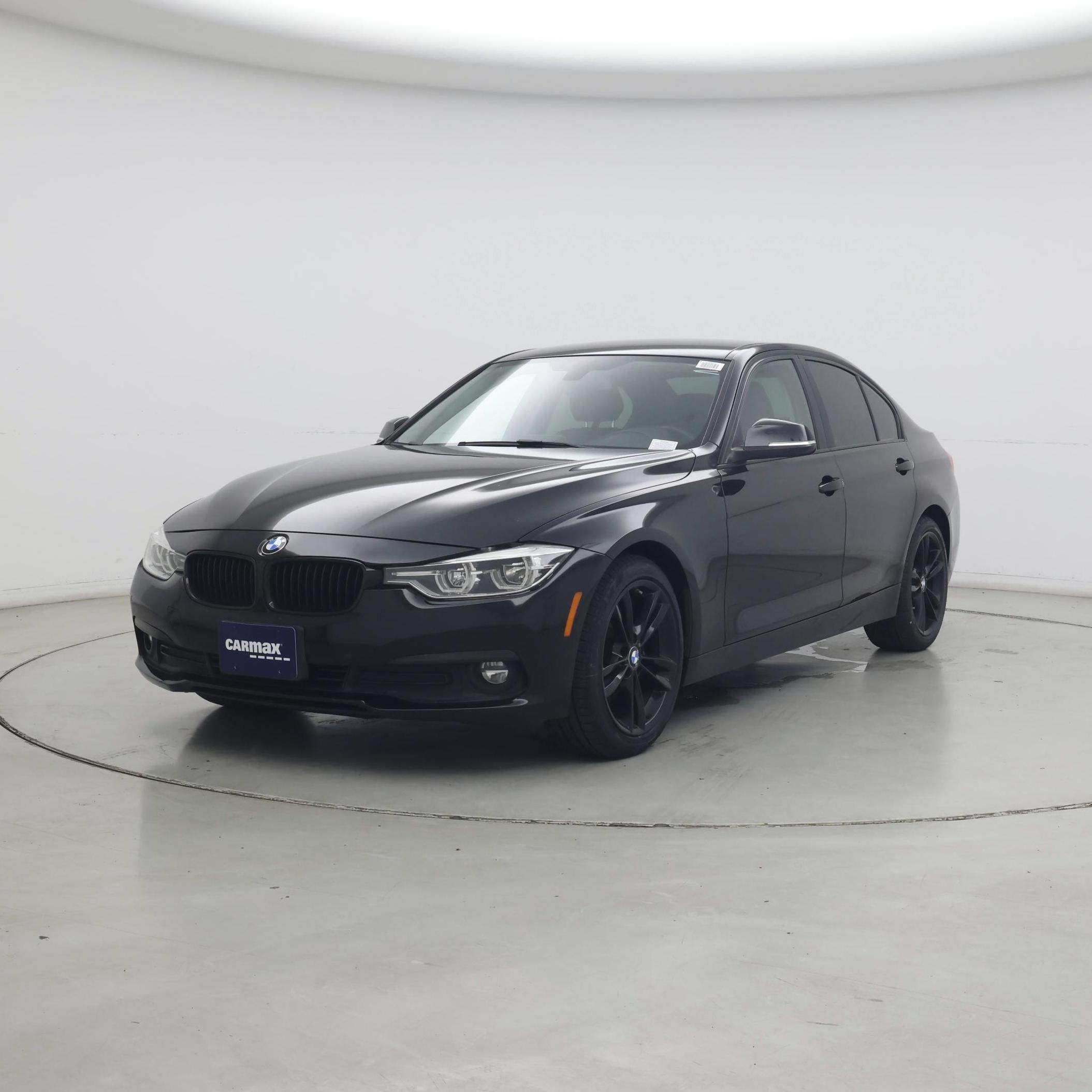 Thumbnail: 2017 BMW 3 Series - 4