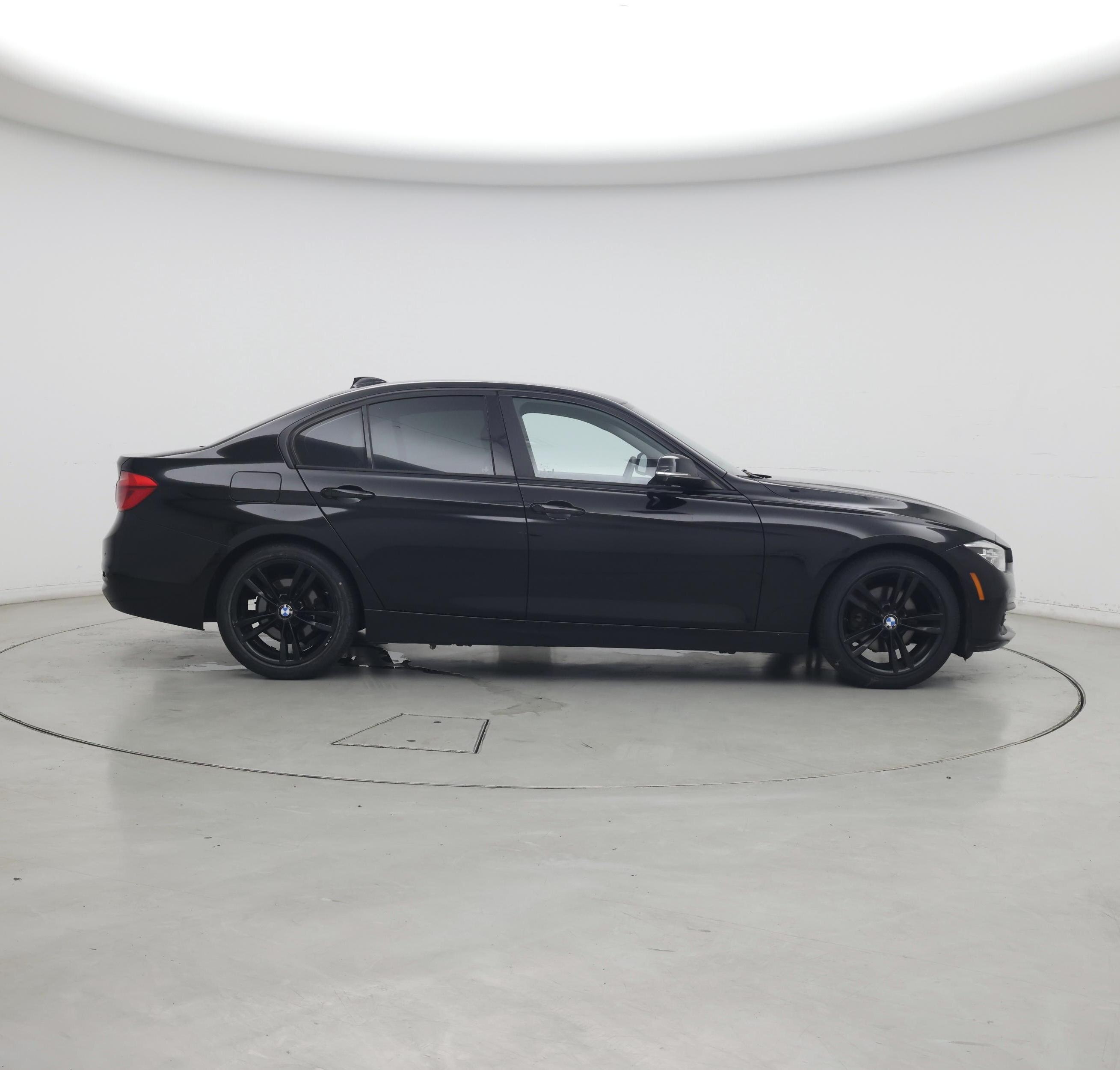 Thumbnail: 2017 BMW 3 Series - 7