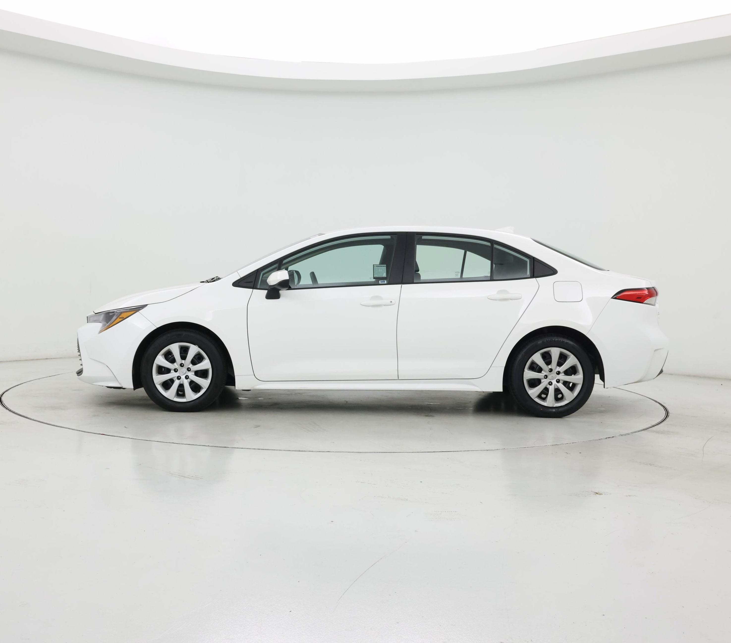 Thumbnail: 2024 Toyota Corolla - 3