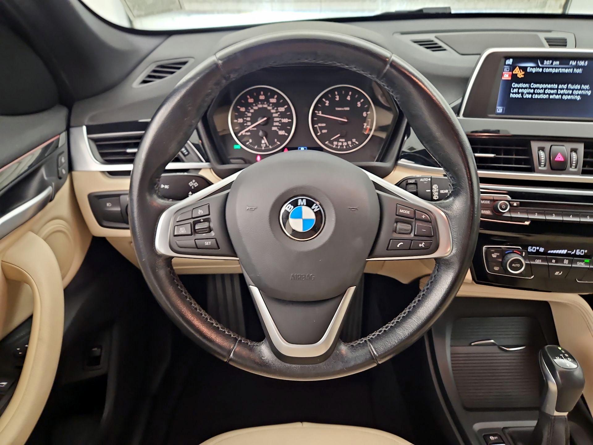 Thumbnail: 2017 BMW X1 - 10