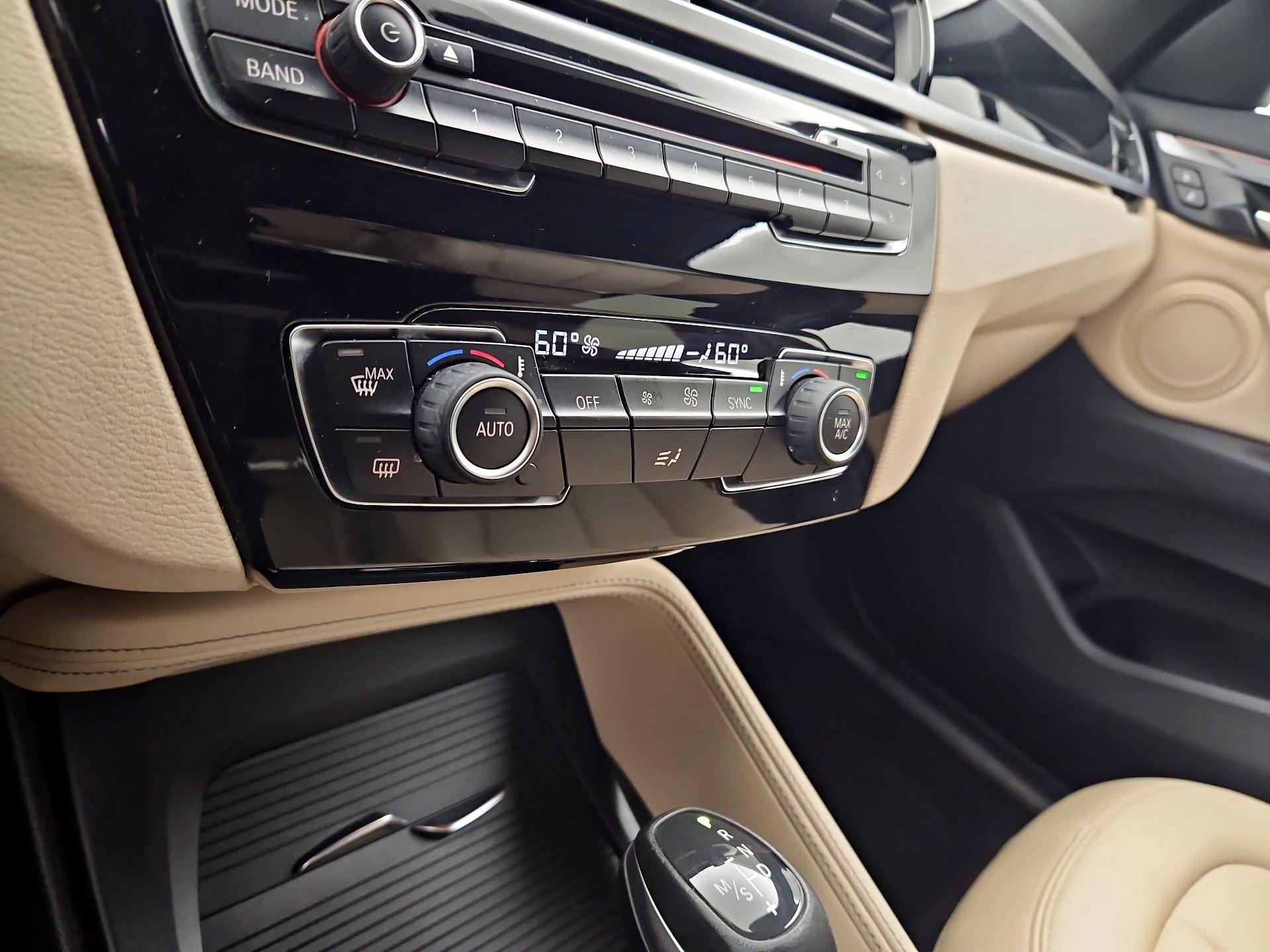 Thumbnail: 2017 BMW X1 - 15