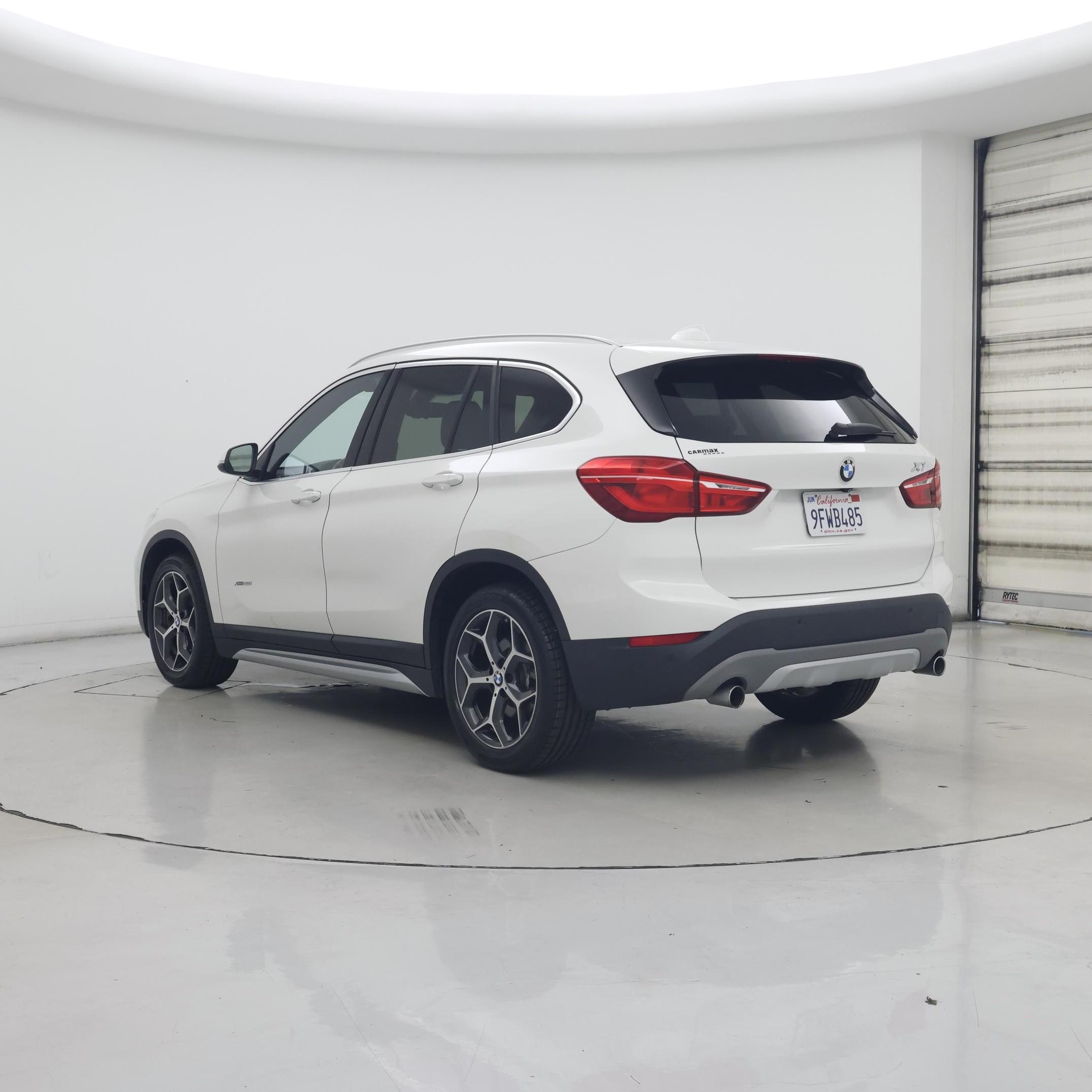 Thumbnail: 2017 BMW X1 - 2