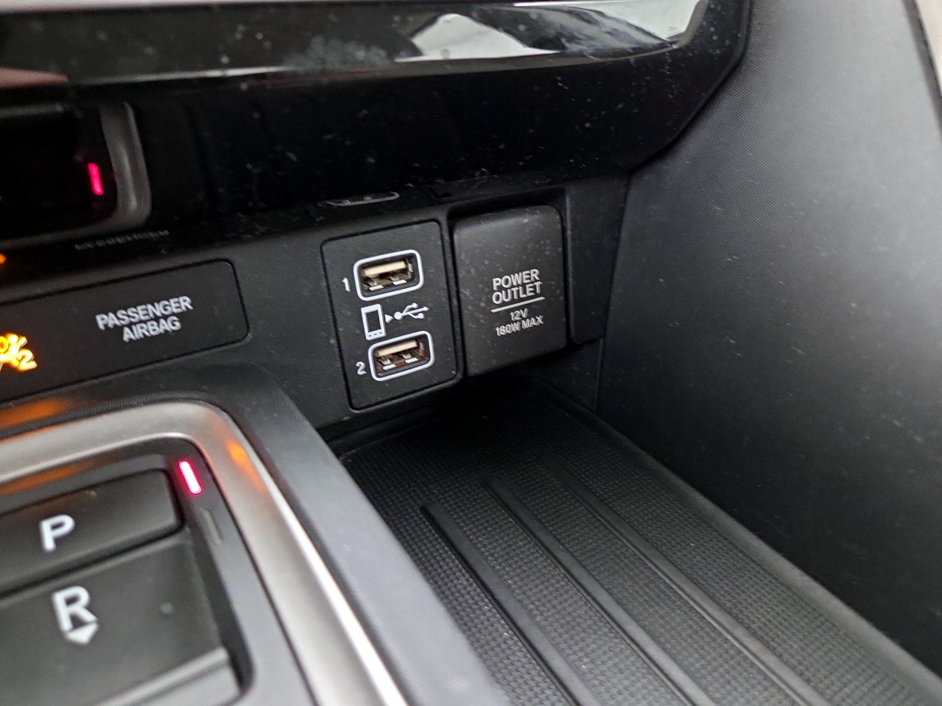 Thumbnail: 2020 Honda Insight - 18