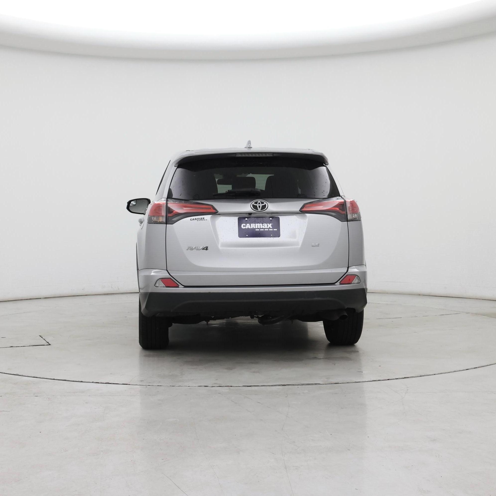 Thumbnail: 2017 Toyota RAV4 - 6
