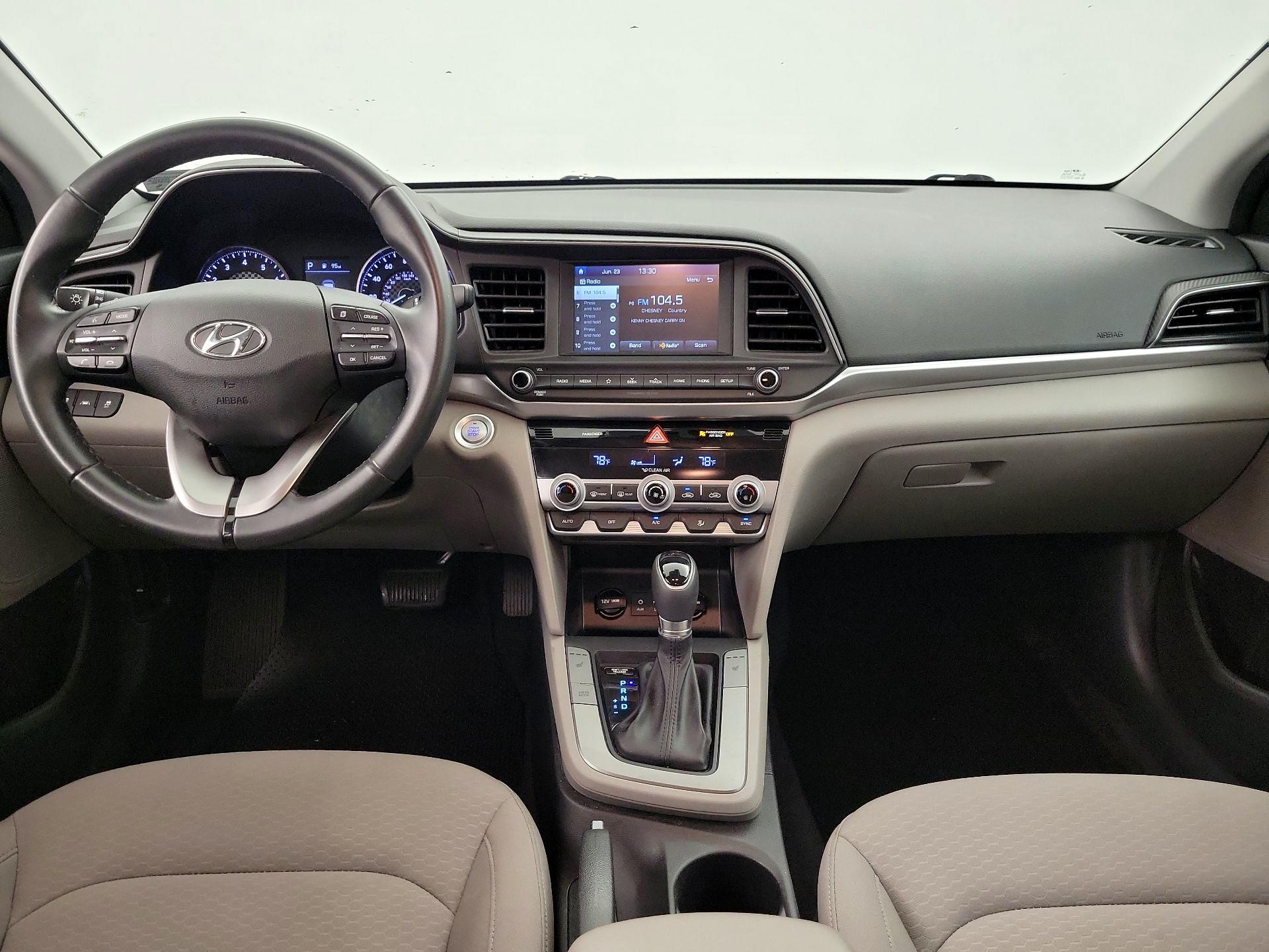 Thumbnail: 2020 Hyundai Elantra - 9