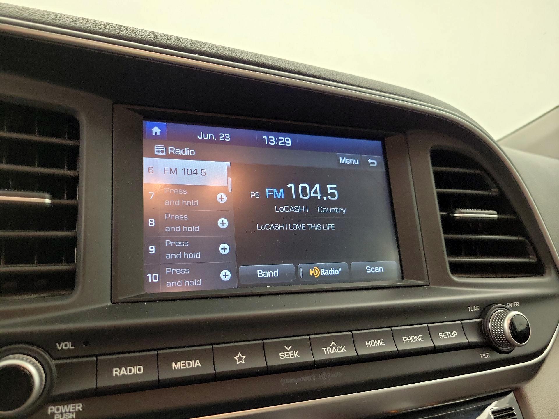 Thumbnail: 2020 Hyundai Elantra - 15