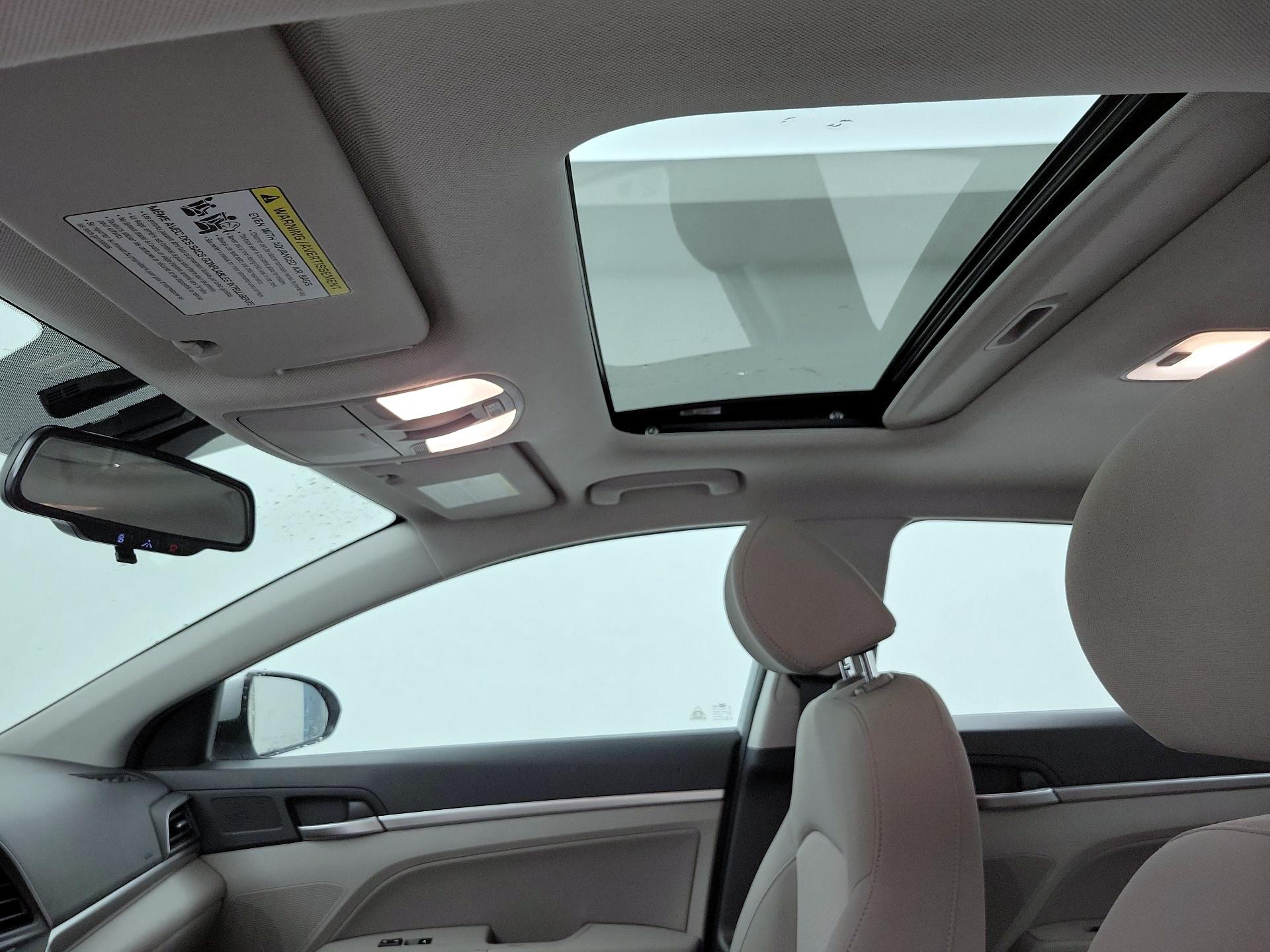 Thumbnail: 2020 Hyundai Elantra - 19