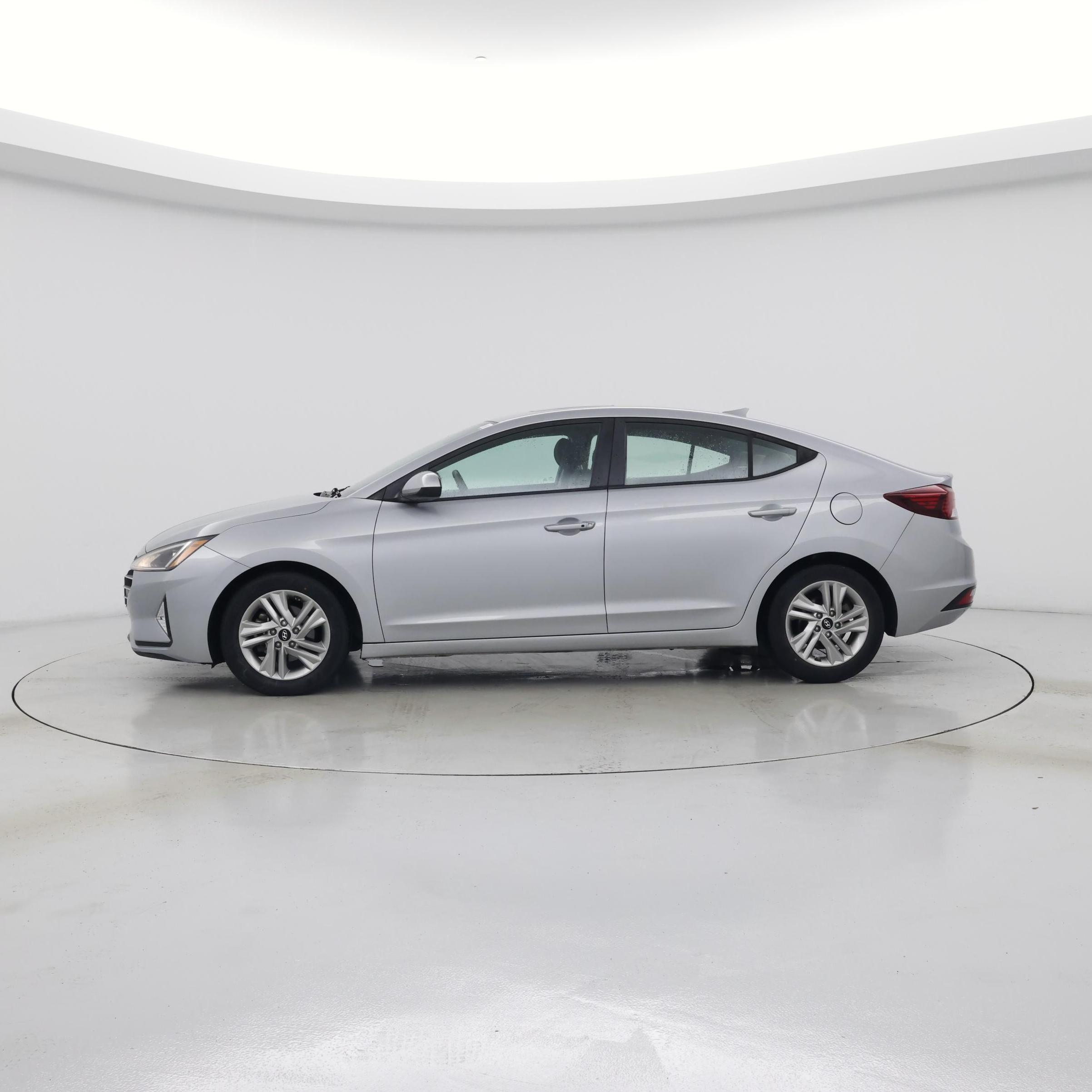 Thumbnail: 2020 Hyundai Elantra - 3