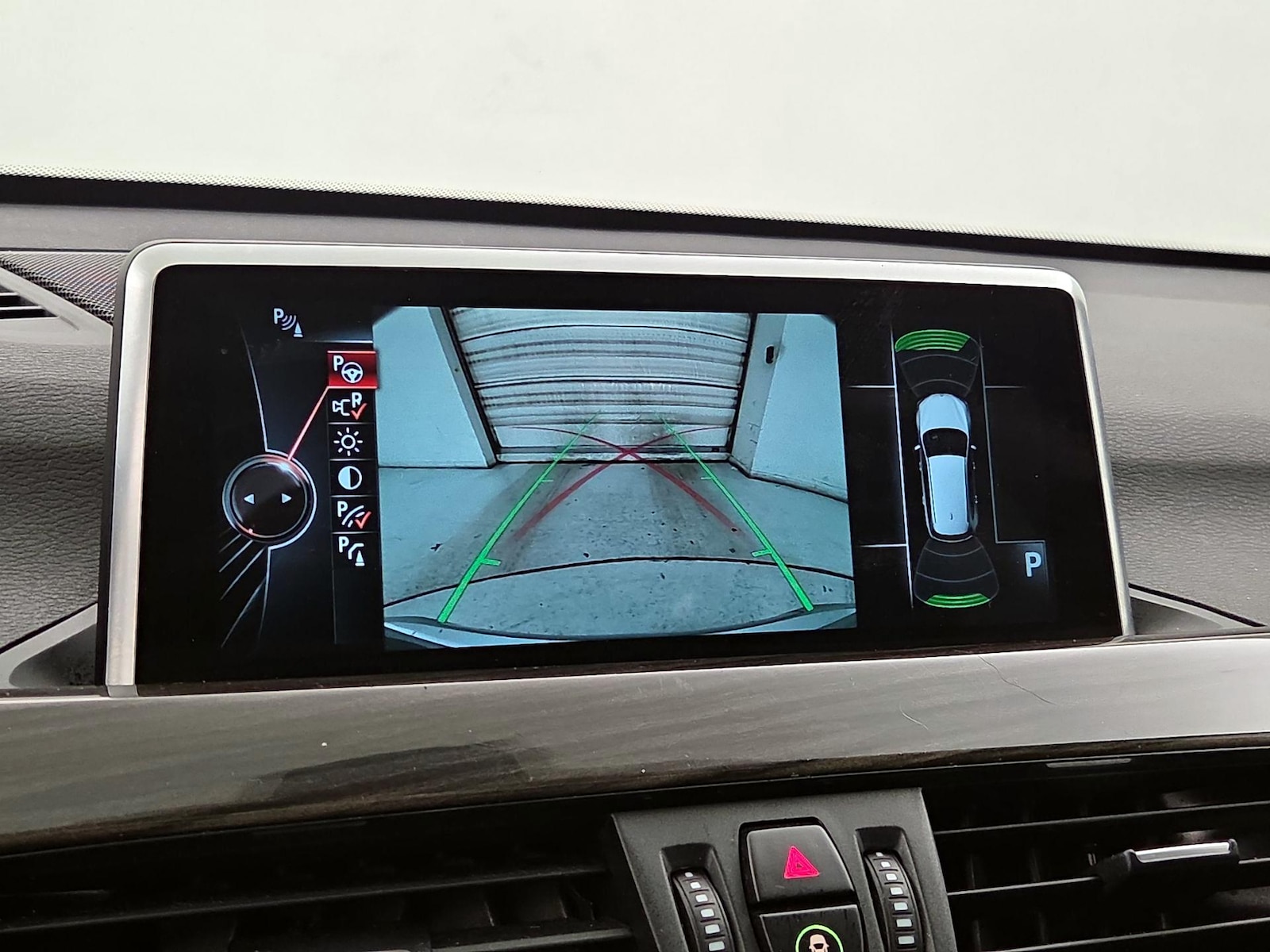 2017 BMW X1 28i - Photo 16