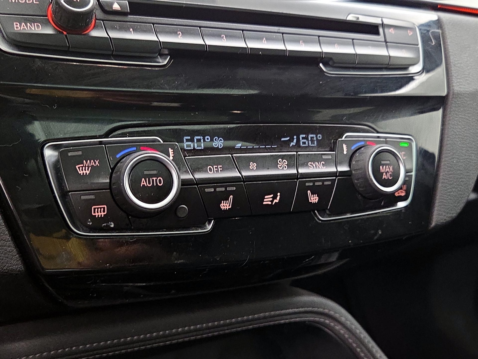 2017 BMW X1 28i - Photo 18