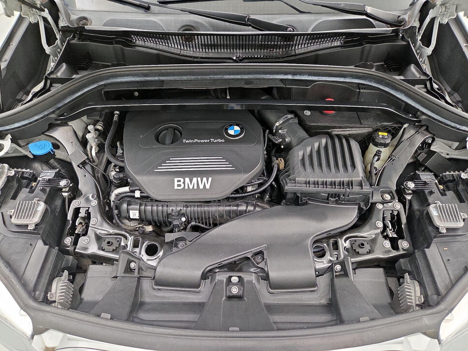 2017 BMW X1 28i - Photo 24