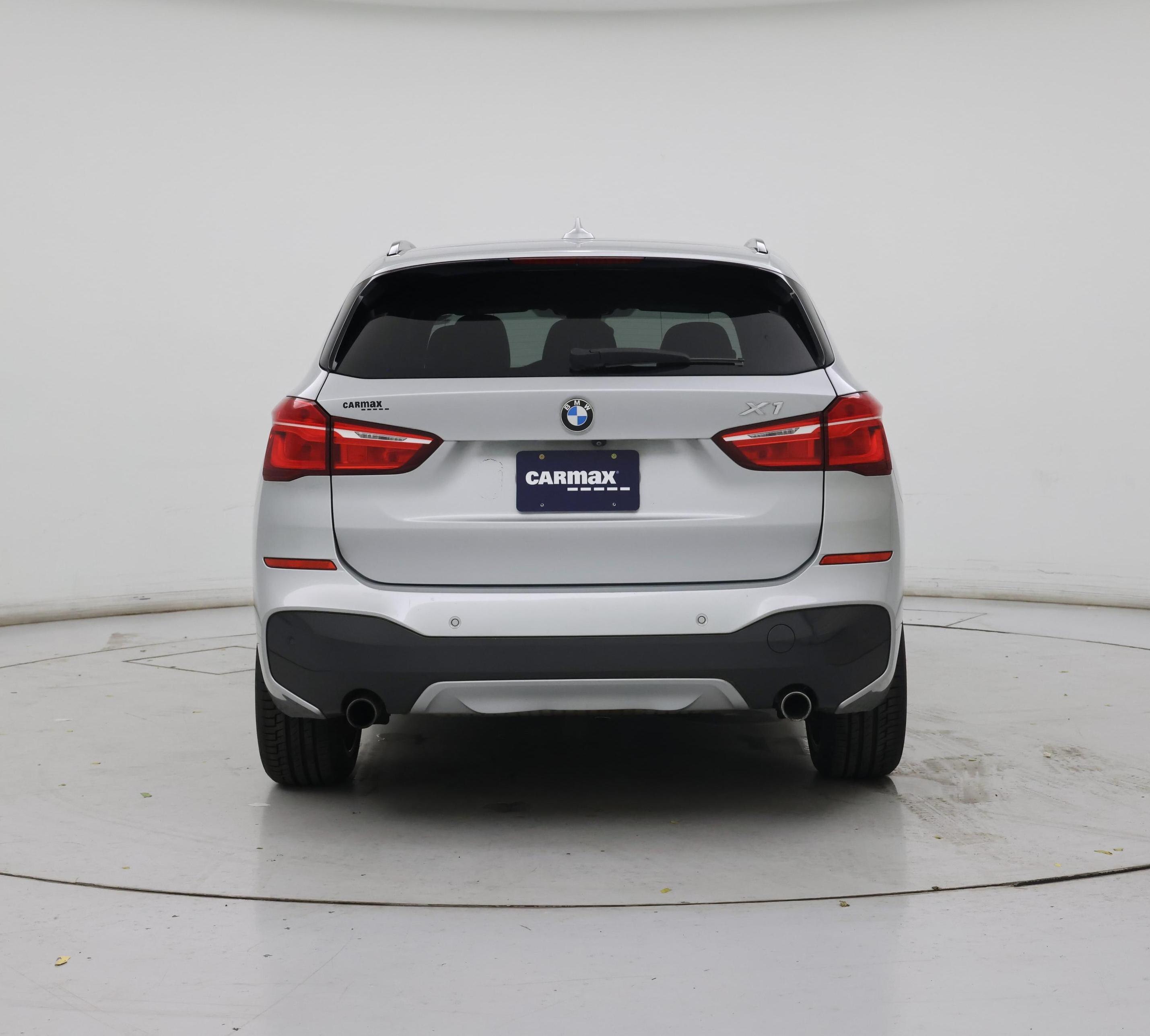 Thumbnail: 2017 BMW X1 - 8