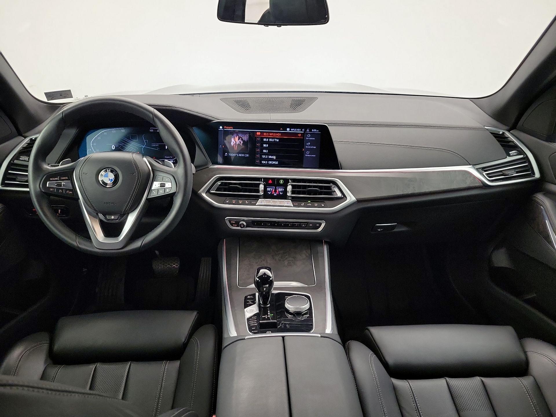 Thumbnail: 2022 BMW X5 - 9