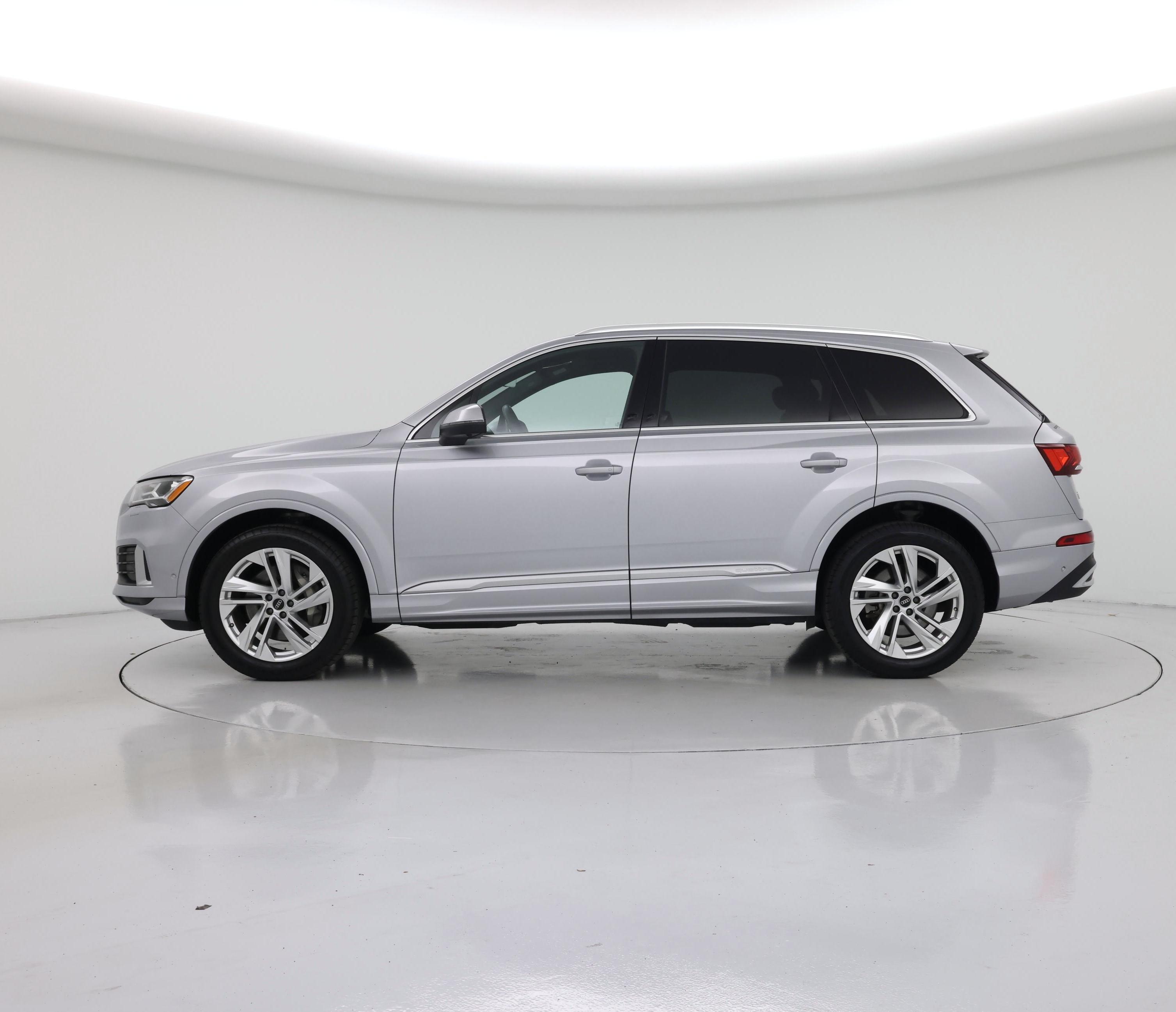 Thumbnail: 2021 Audi Q7 - 3