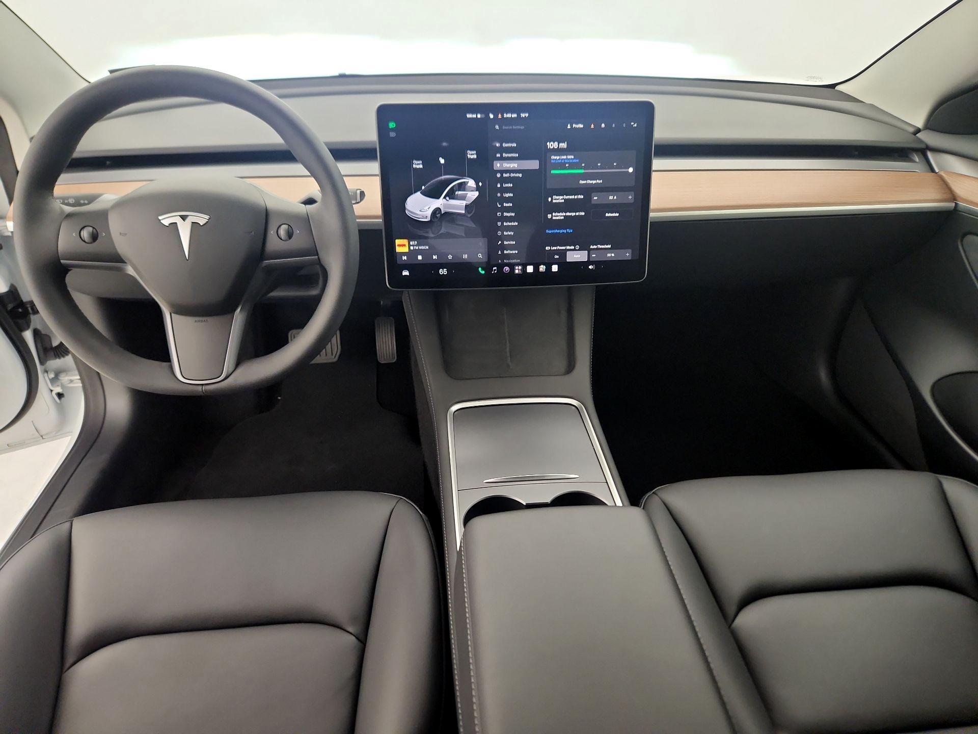 Thumbnail: 2023 Tesla Model 3 - 9
