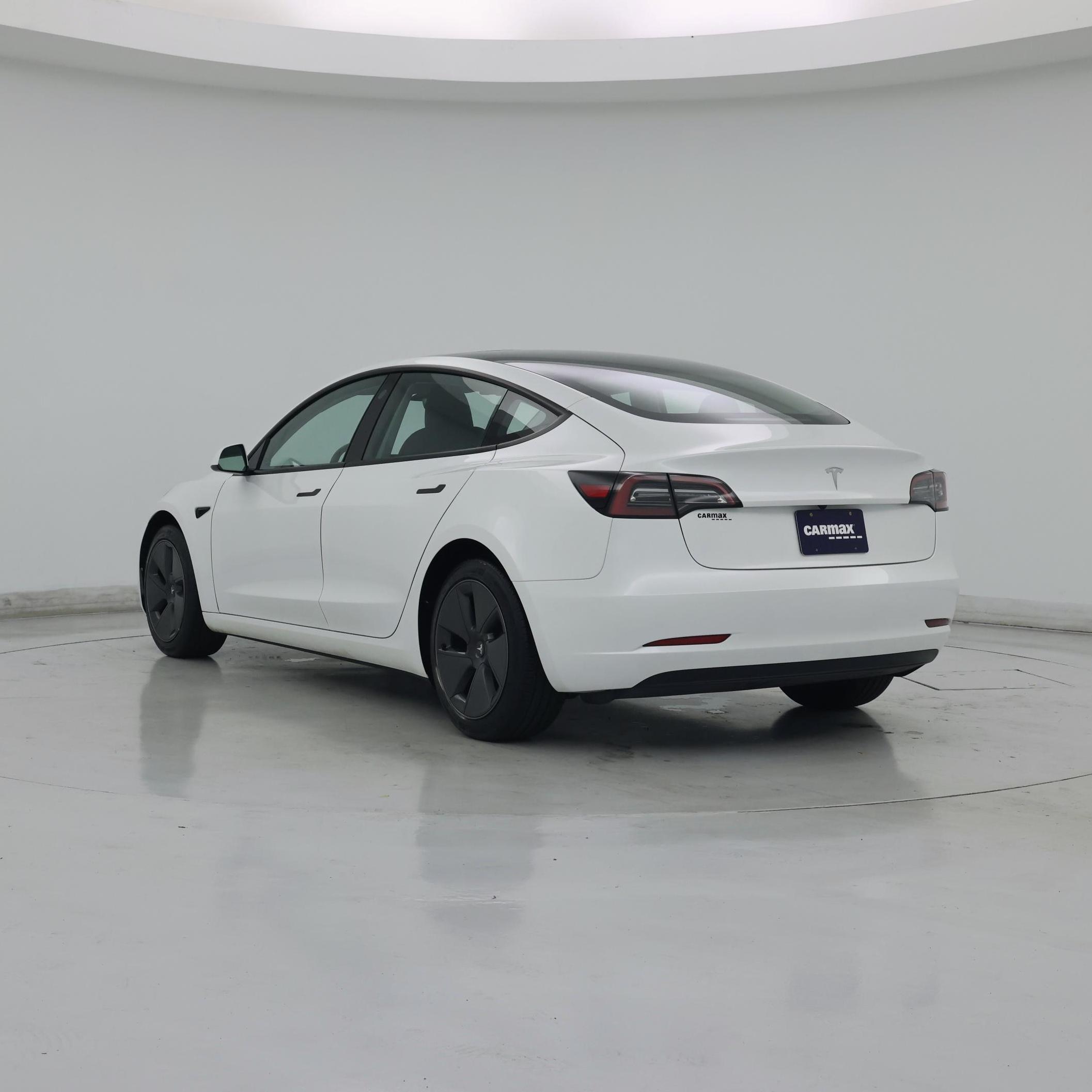 Thumbnail: 2023 Tesla Model 3 - 2