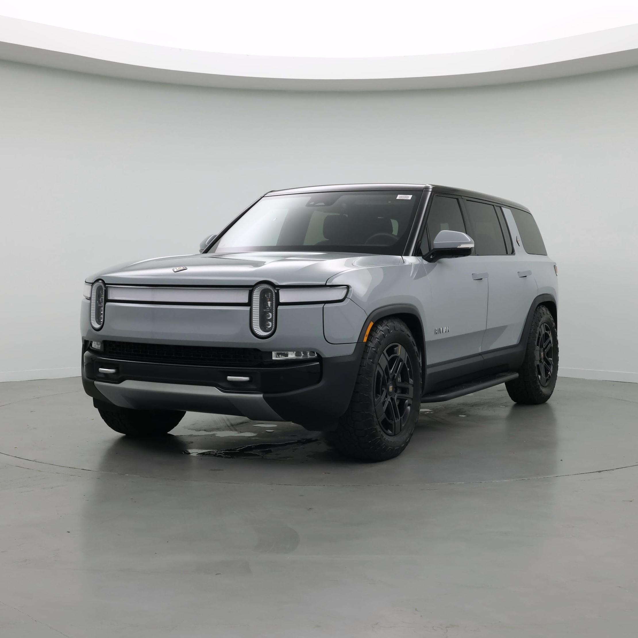 Thumbnail: 2024 Rivian R1S - 4