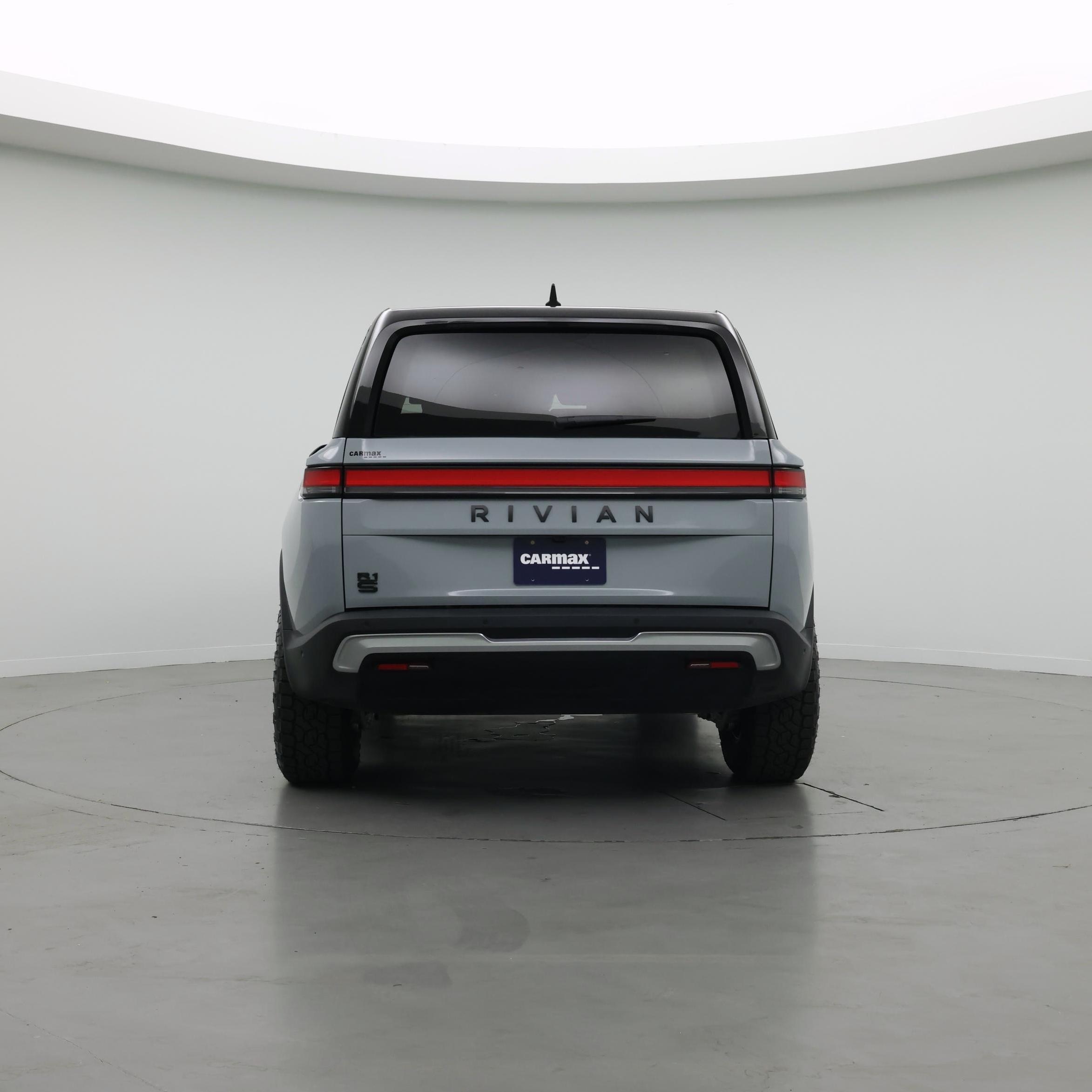 Thumbnail: 2024 Rivian R1S - 6